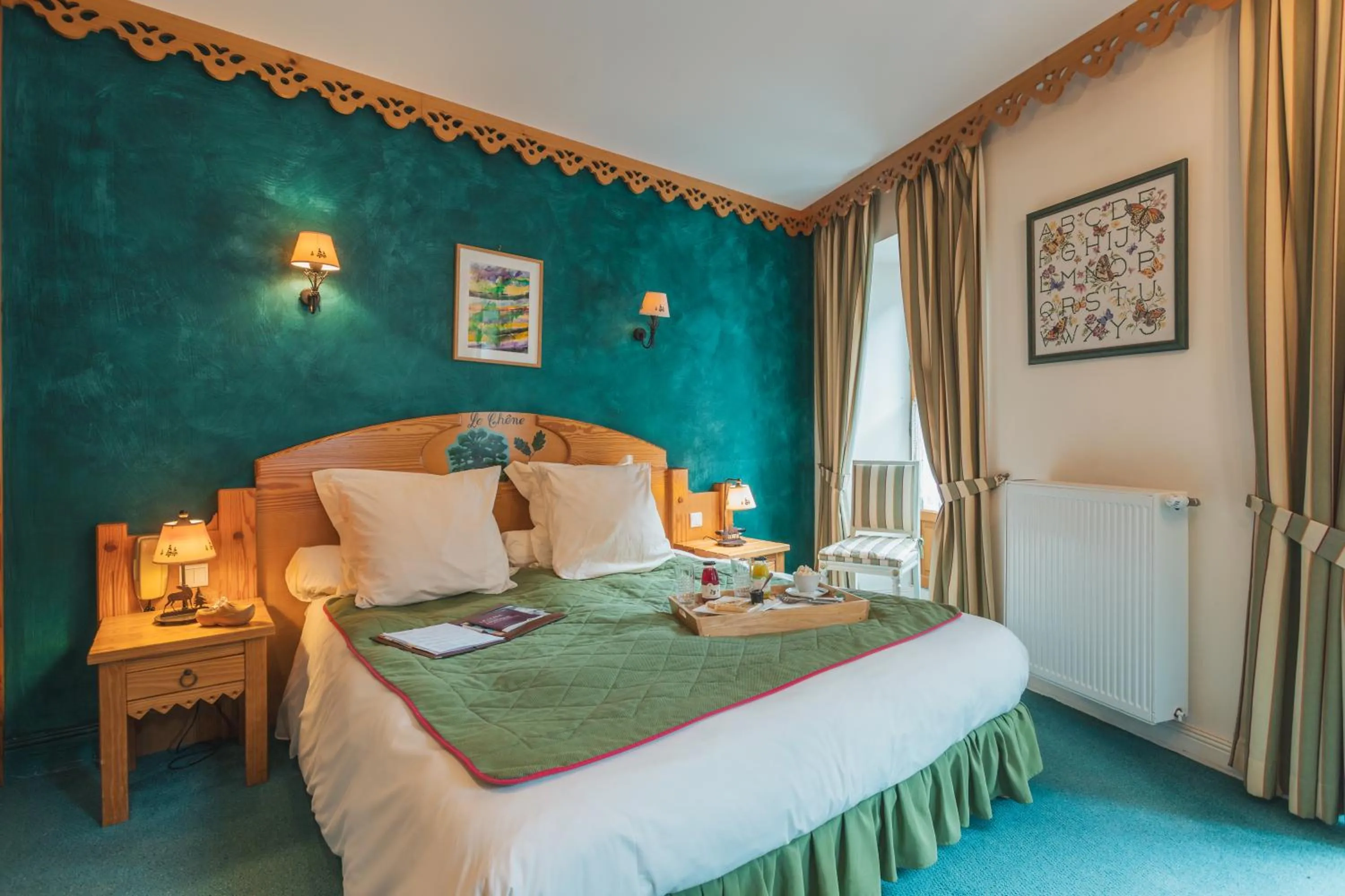 Photo of the whole room, Bed in Hôtel Le Bois Joli