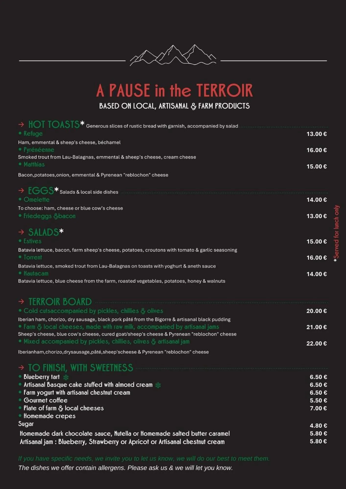 Lounge or bar in Hôtel Le Bois Joli