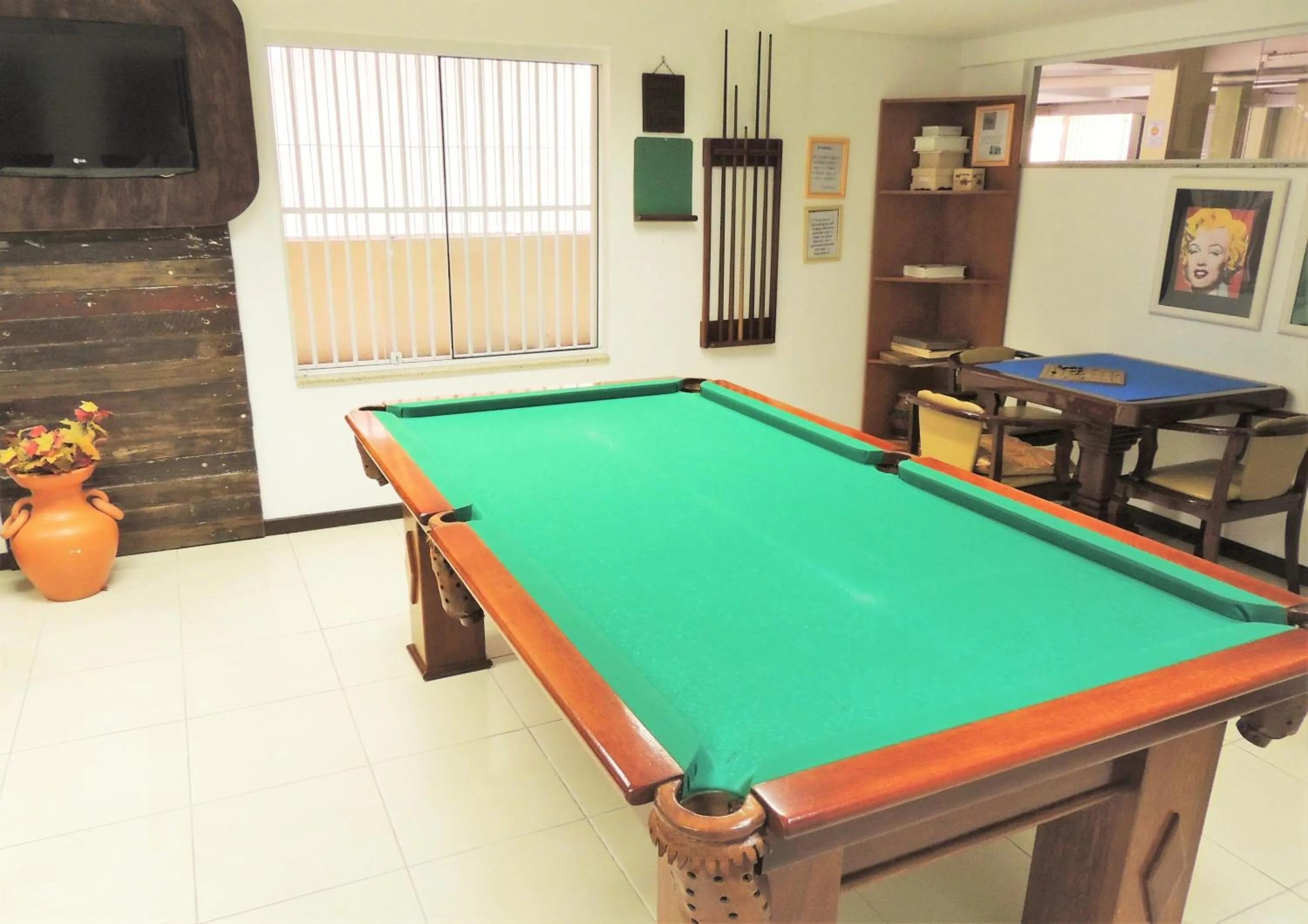 Billiard in Pousada Bomar Bombinhas