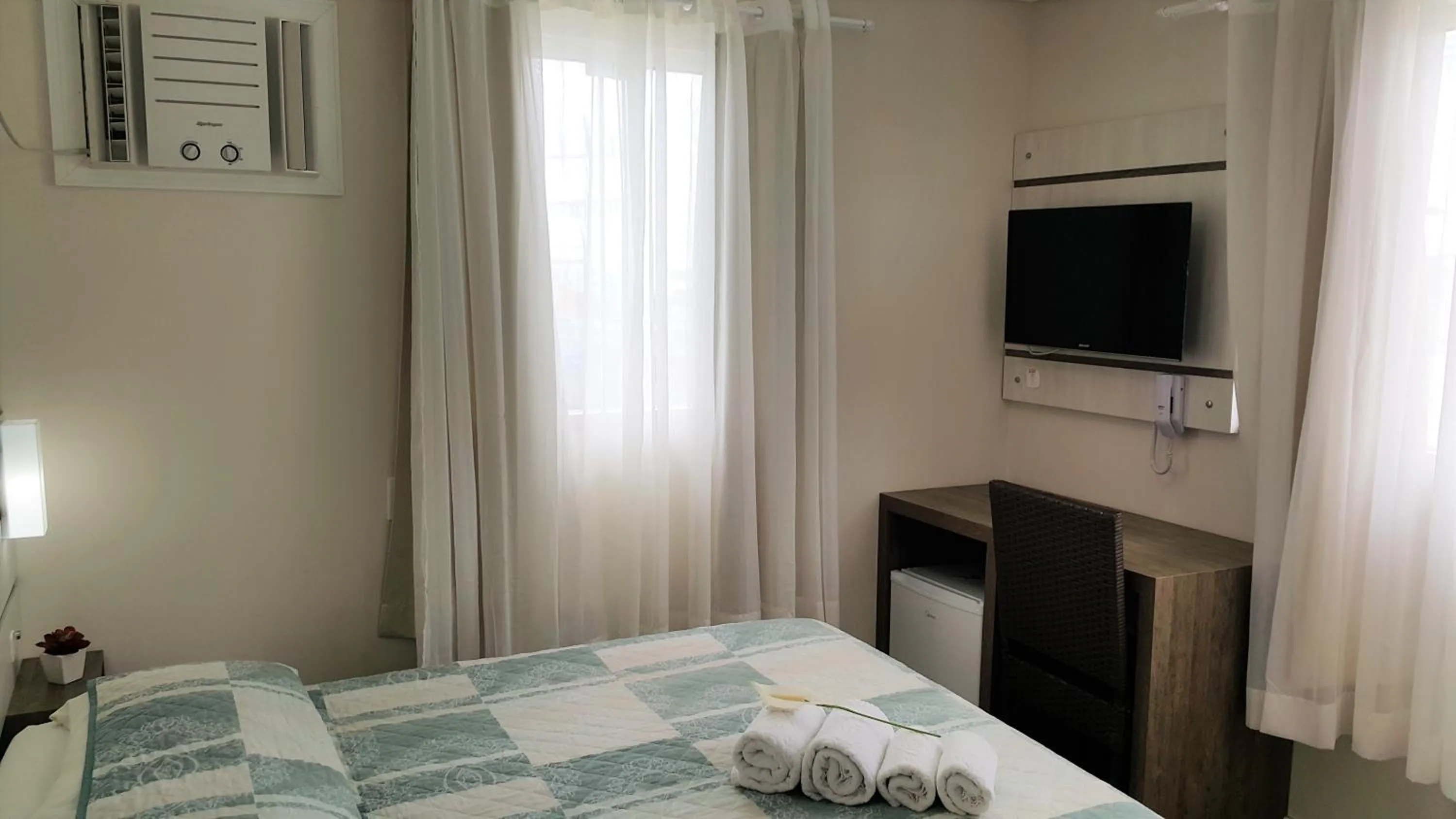 Bedroom, Bed in Pousada Bomar Bombinhas