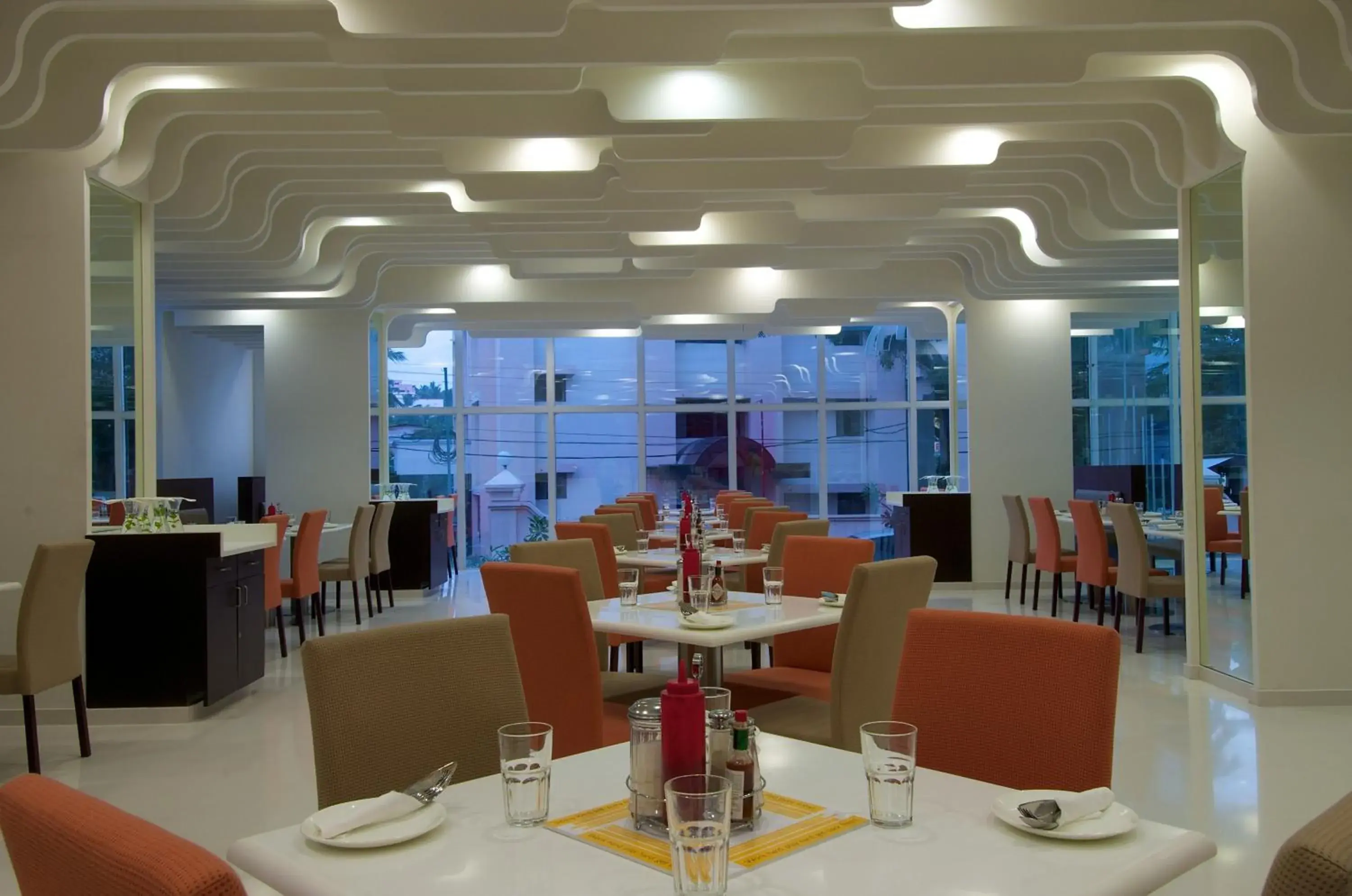 Restaurant/places to eat in Keys Select by Lemon Tree Hotels, Thiruvananthapuram Restaurant/places to eat in Keys Select by Lemon Tree Hotels, Thiruvananthapuram