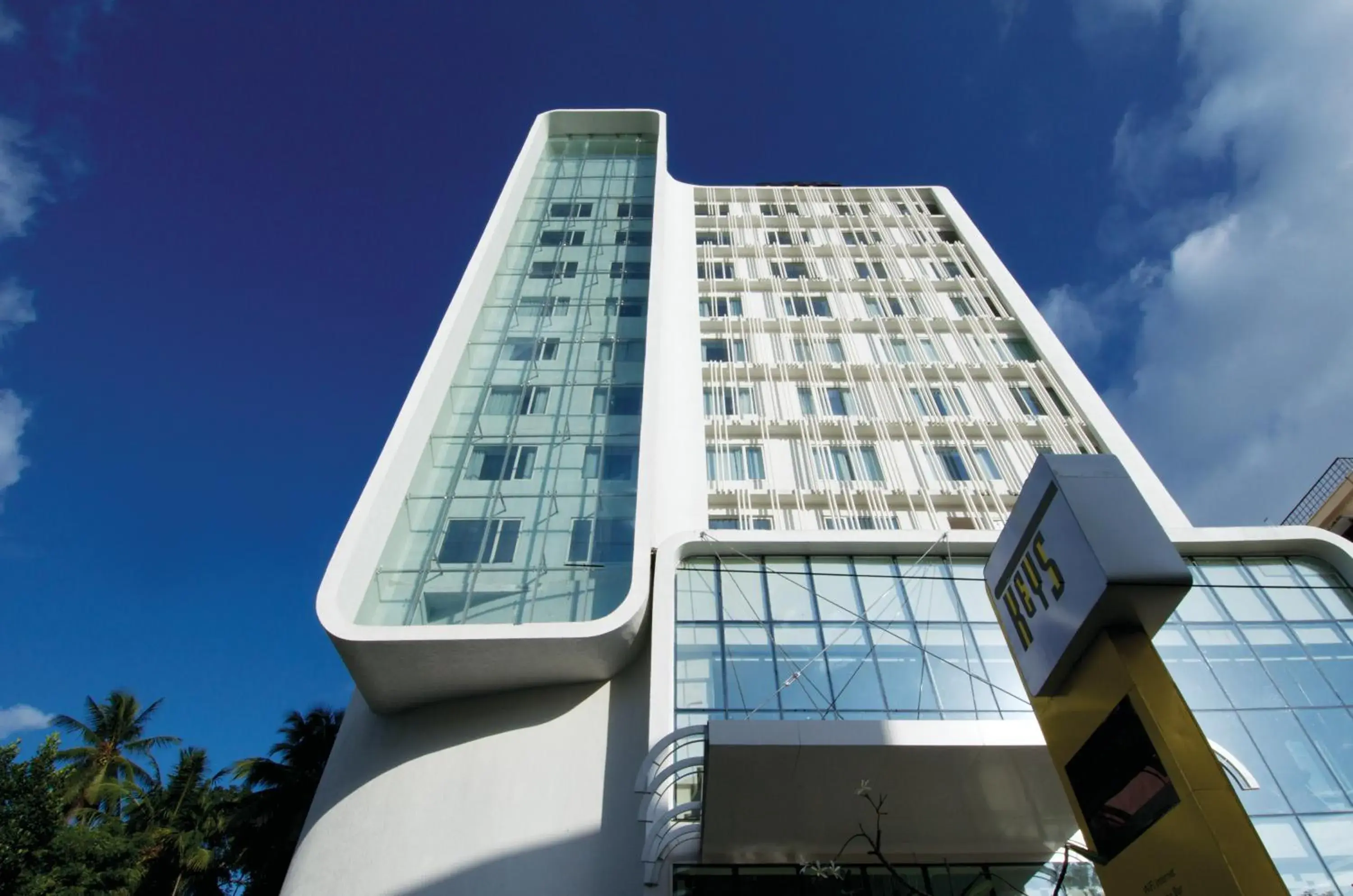 Facade/entrance in Keys Select by Lemon Tree Hotels, Thiruvananthapuram Facade/entrance in Keys Select by Lemon Tree Hotels, Thiruvananthapuram