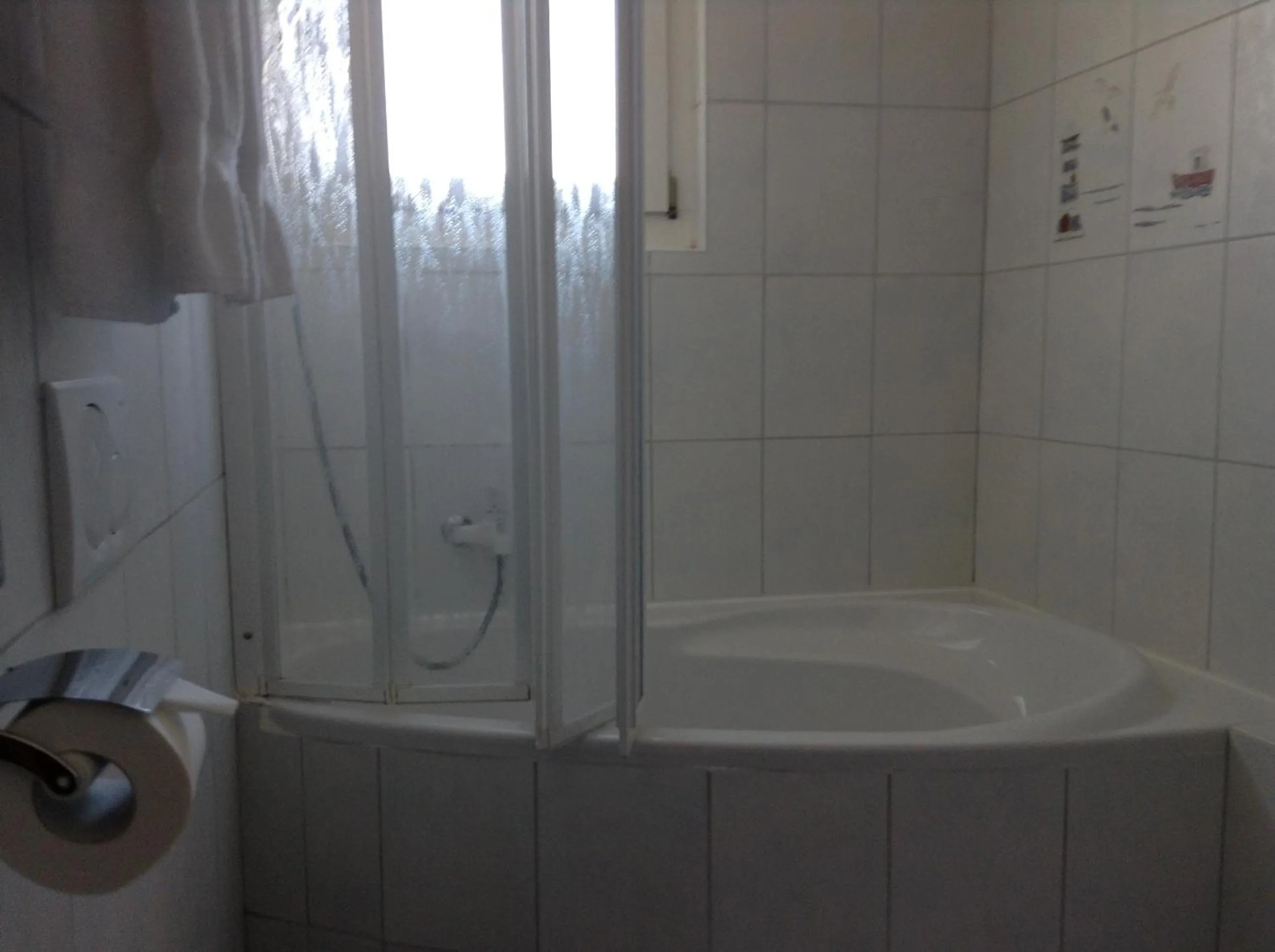 Bathroom in Hôtel Restaurant le Gruyérien