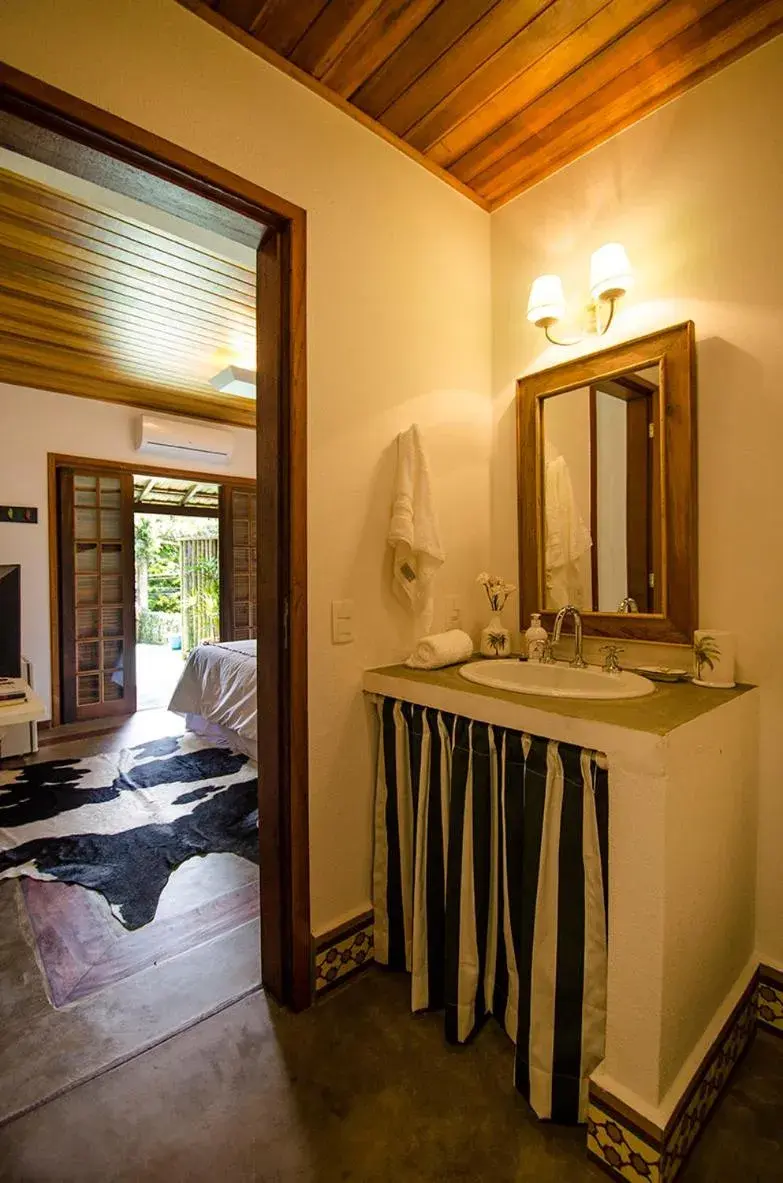 Double Room with Patio in Suites Caipira Vale das Videiras Double Room with Patio in Suites Caipira Vale das Videiras