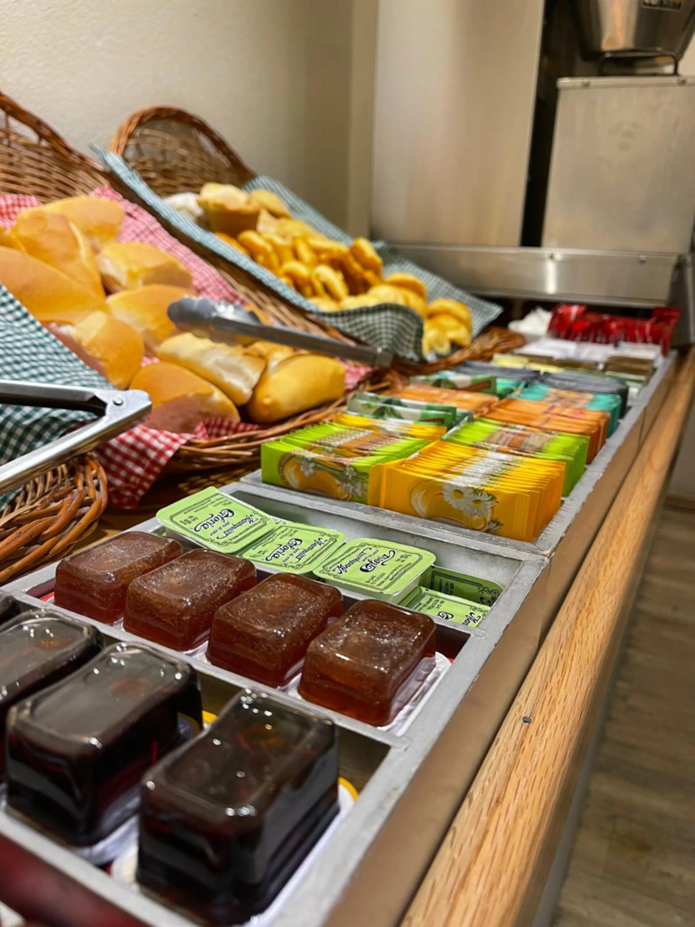 Buffet breakfast in Hotel Catedral