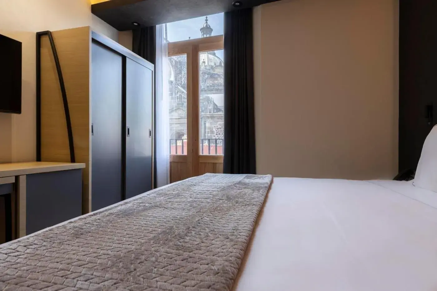 King Room with Balcony in Hotel Catedral King Room with Balcony in Hotel Catedral