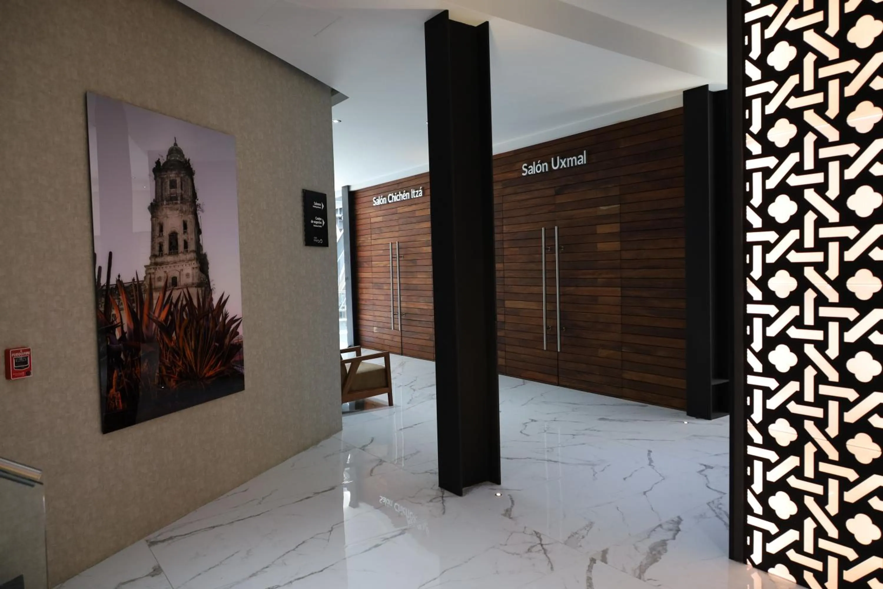 Decorative detail in Hotel Catedral