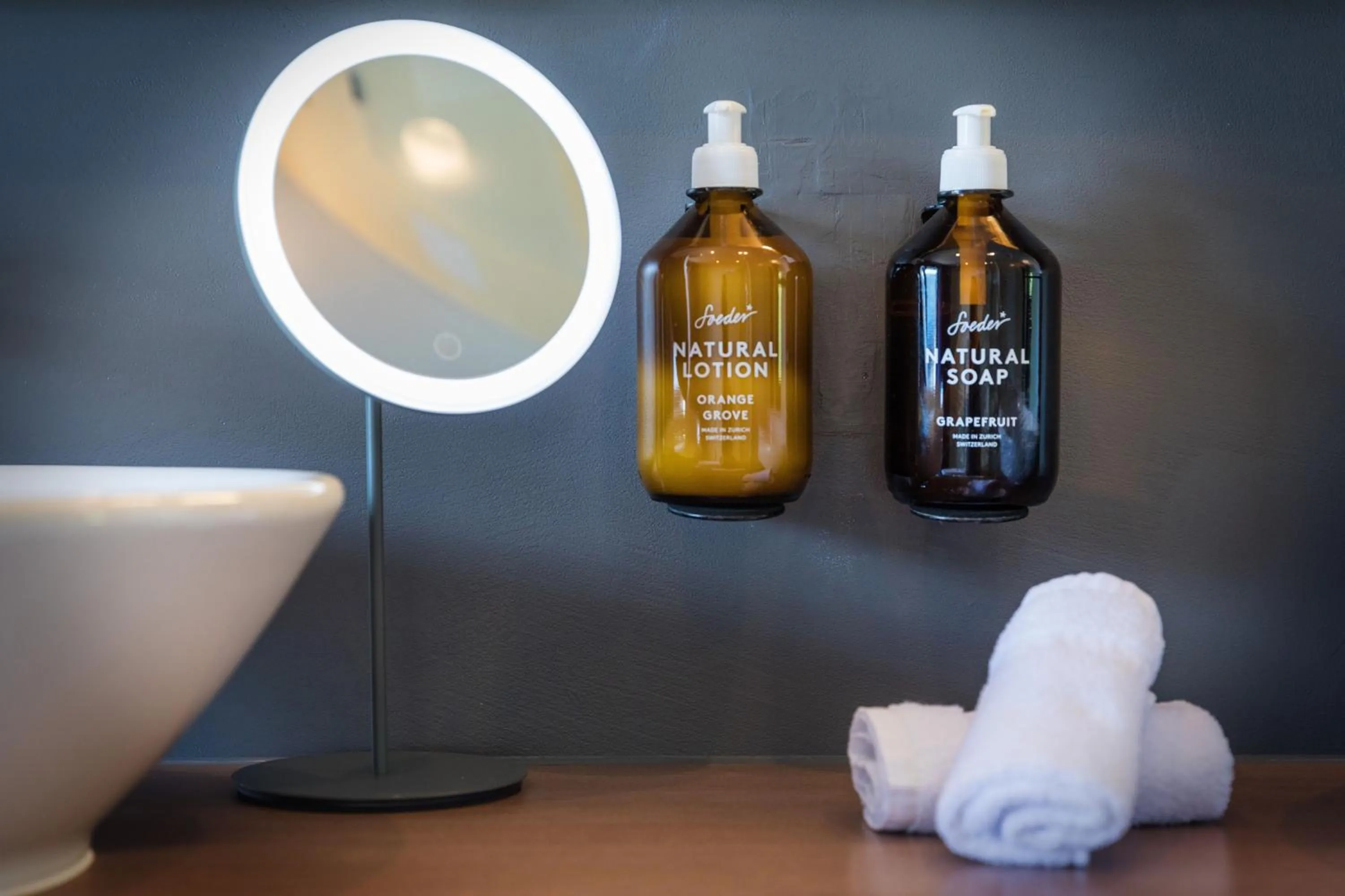 Bathroom in Parkhotel Brenscino Brissago