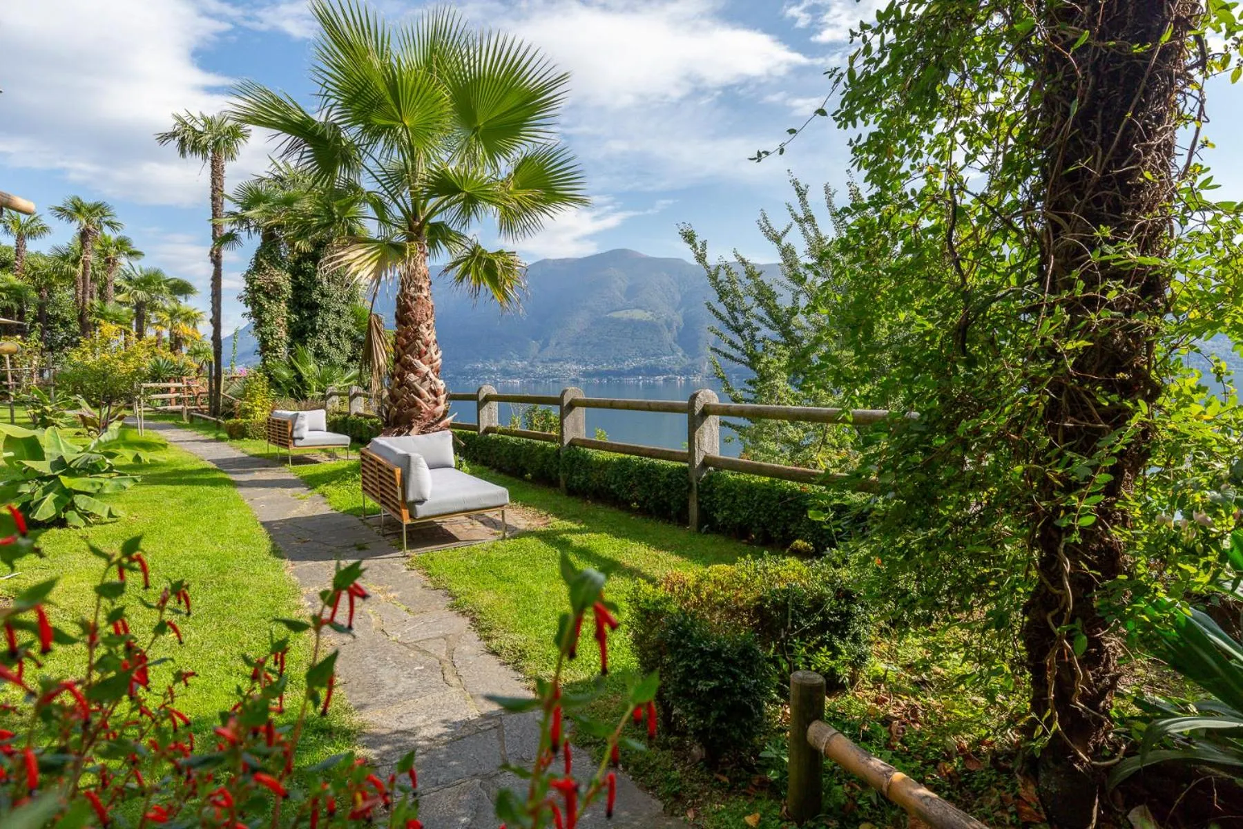 Garden in Parkhotel Brenscino Brissago