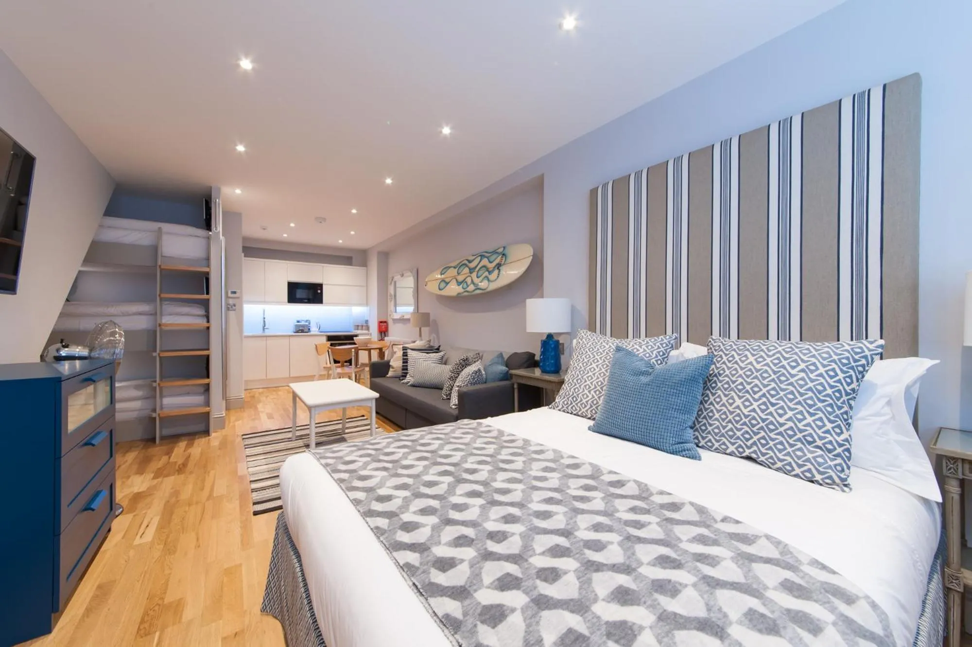 Bed in Suites at number Ten