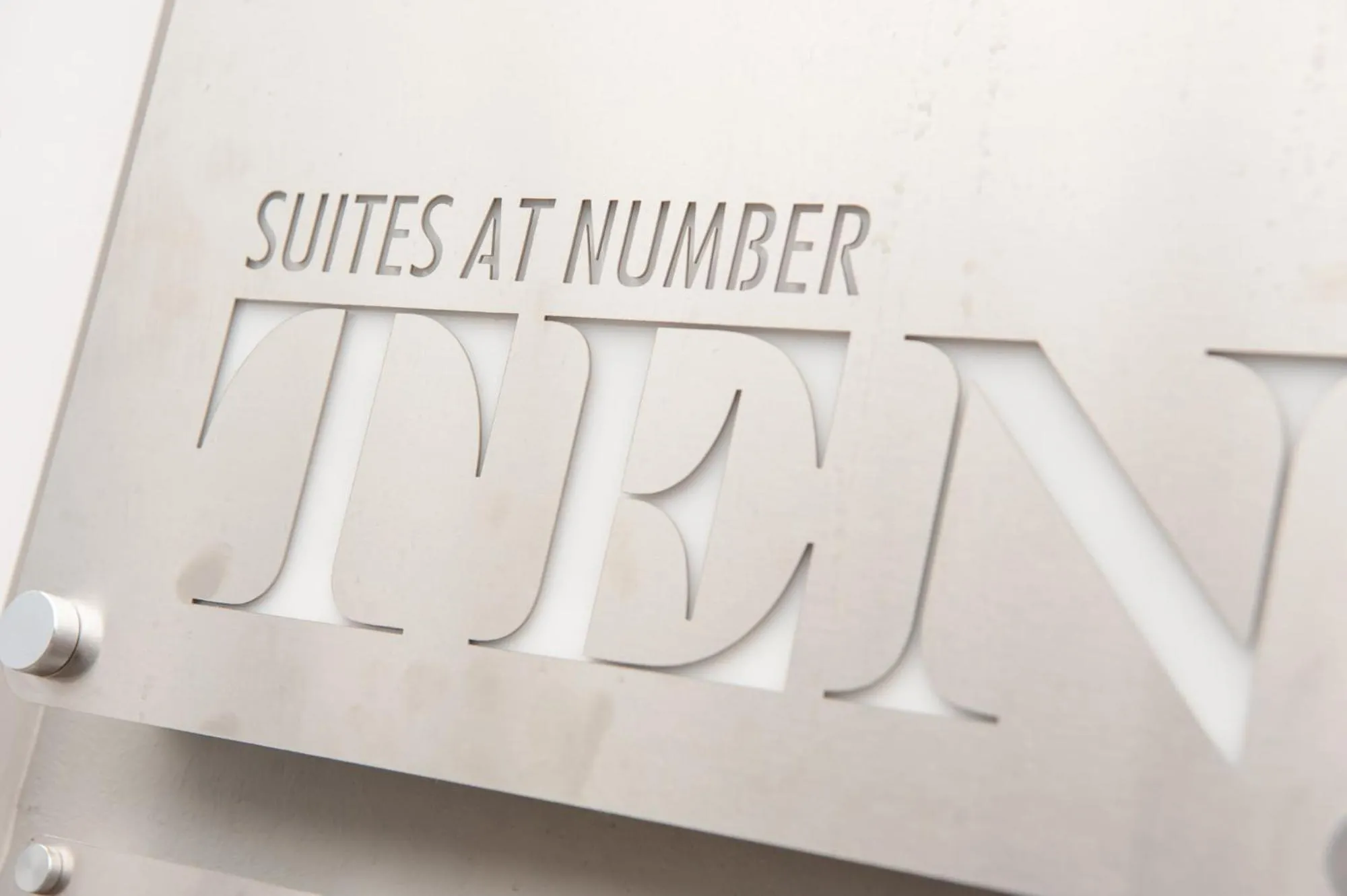 Suites at number Ten