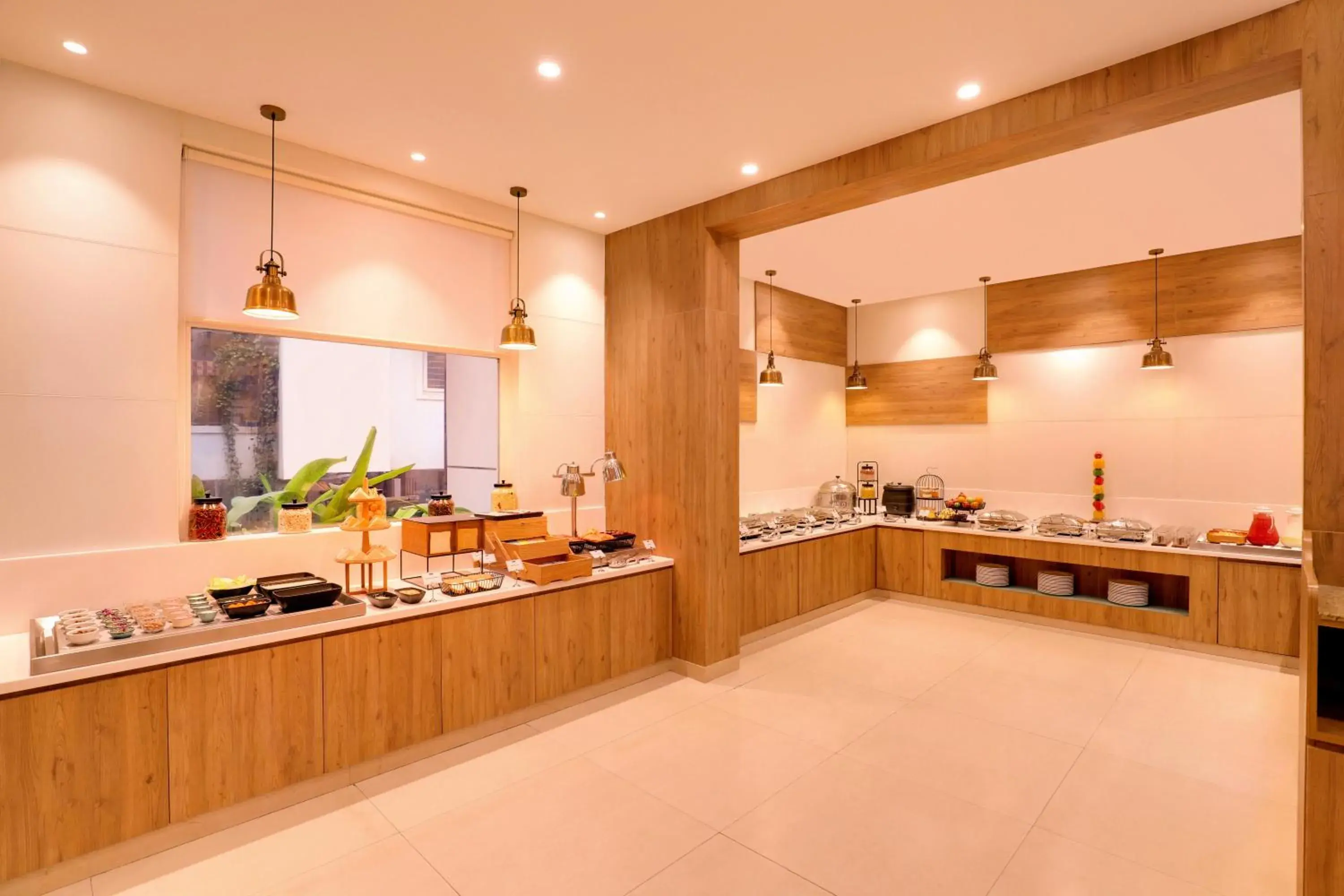 Restaurant/places to eat in Keys Prima by Lemon Tree Hotels, Katti-Ma, Chennai Restaurant/places to eat in Keys Prima by Lemon Tree Hotels, Katti-Ma, Chennai