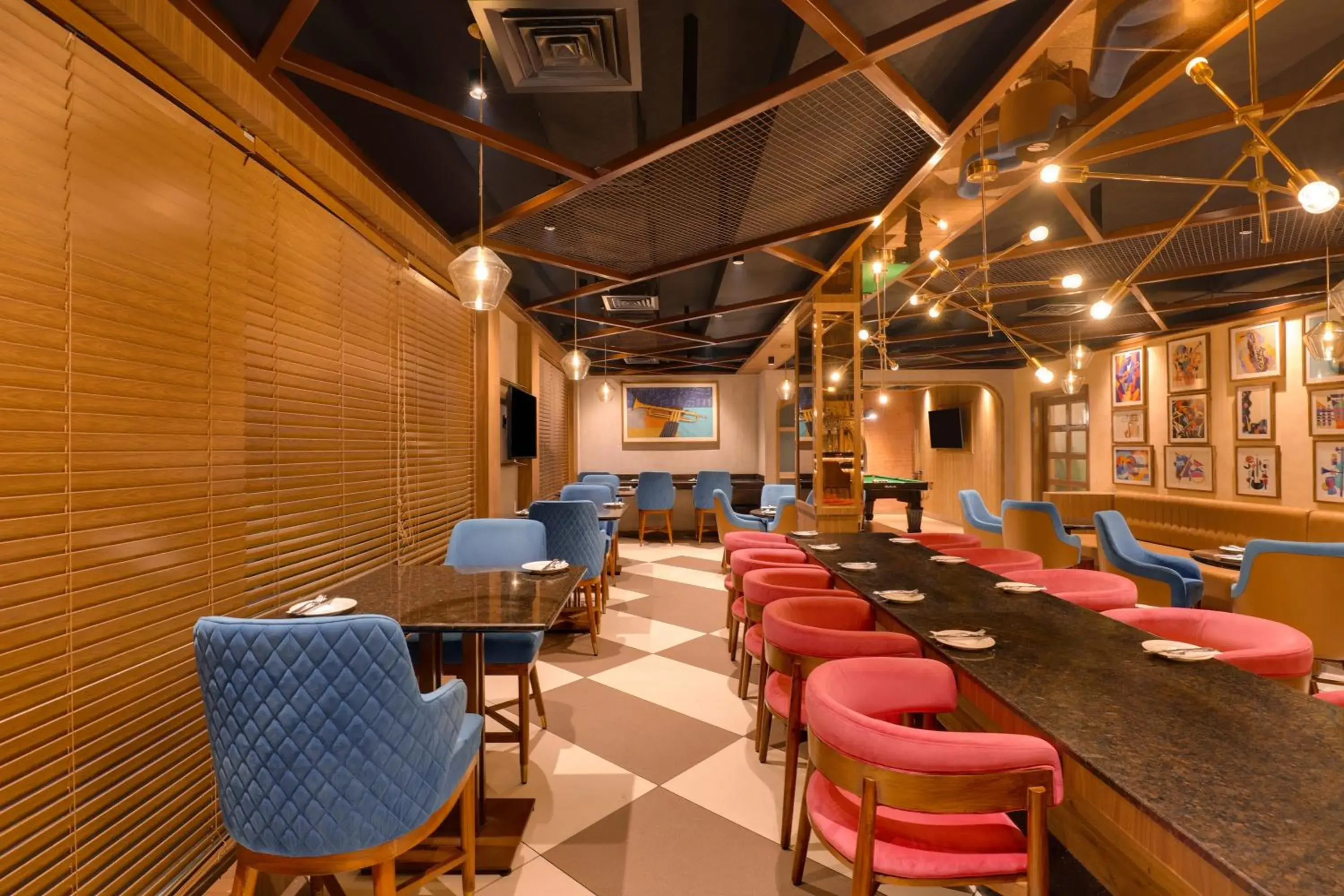Lounge or bar in Keys Prima by Lemon Tree Hotels, Katti-Ma, Chennai Lounge or bar in Keys Prima by Lemon Tree Hotels, Katti-Ma, Chennai