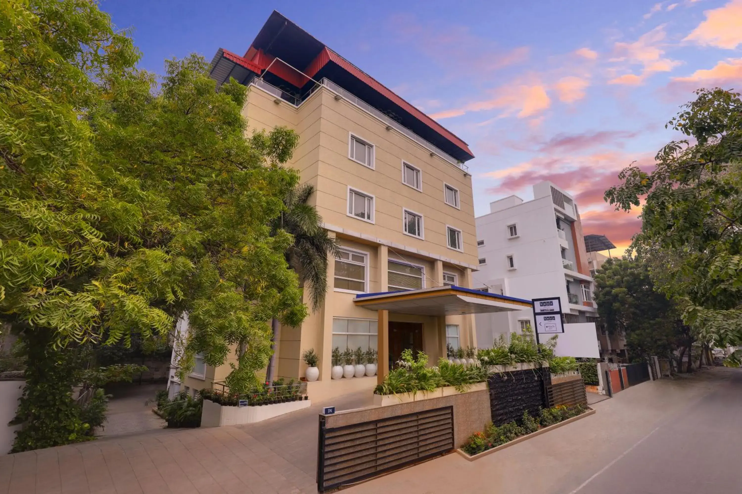 Facade/entrance in Keys Prima by Lemon Tree Hotels, Katti-Ma, Chennai Facade/entrance in Keys Prima by Lemon Tree Hotels, Katti-Ma, Chennai