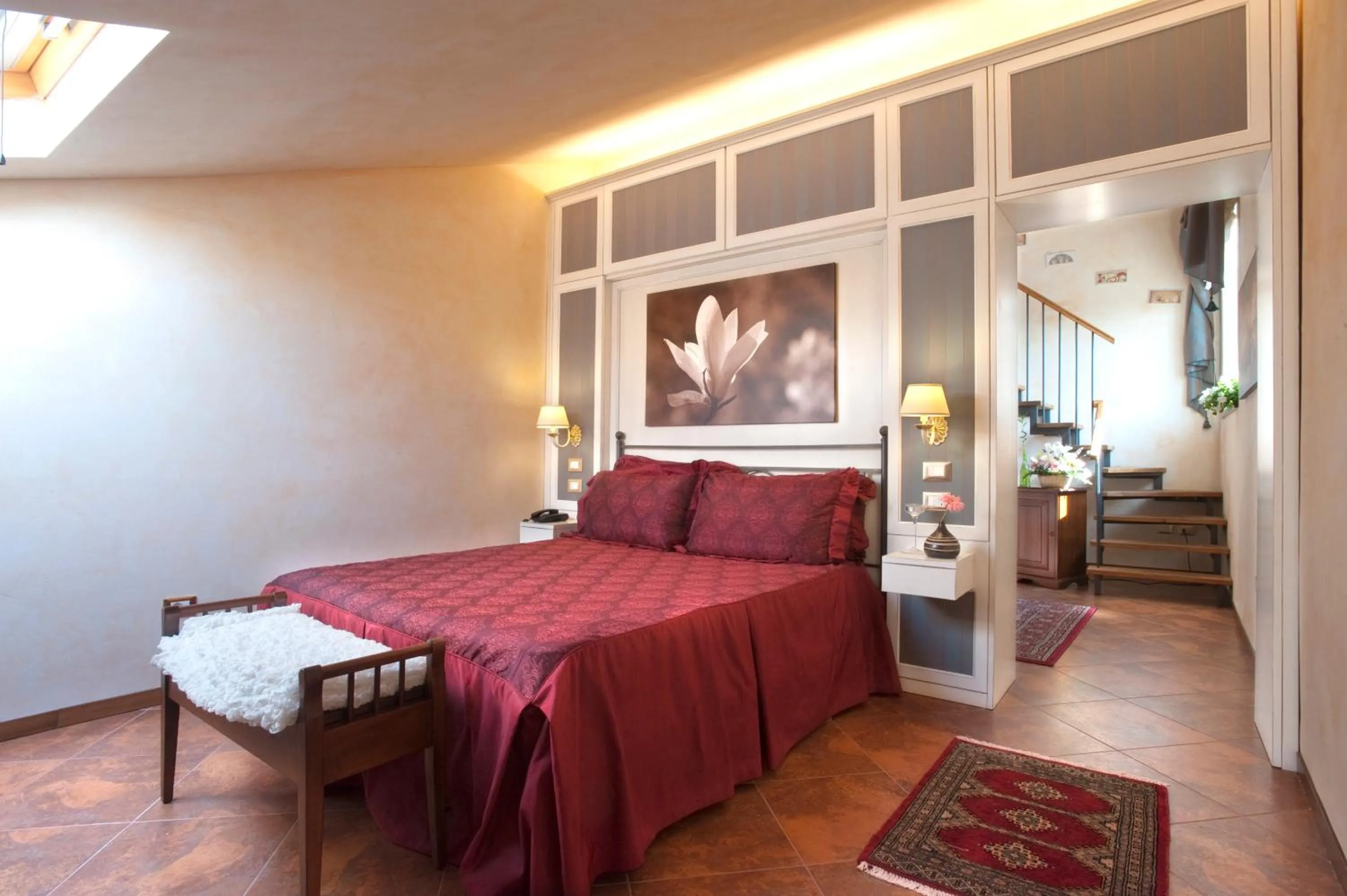 Photo of the whole room, Bed in OC Hotel