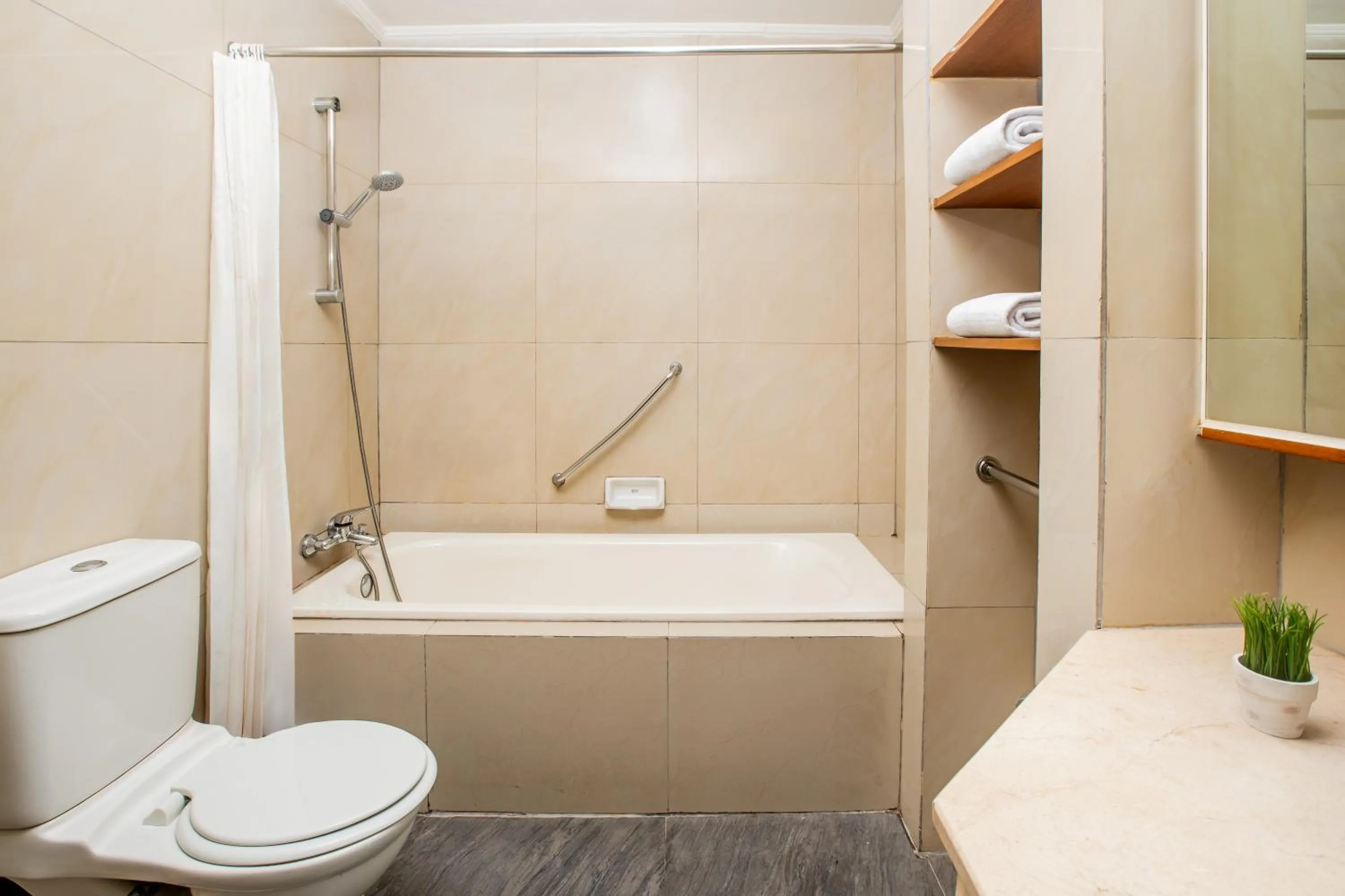 Bathroom in Aryaduta Palembang