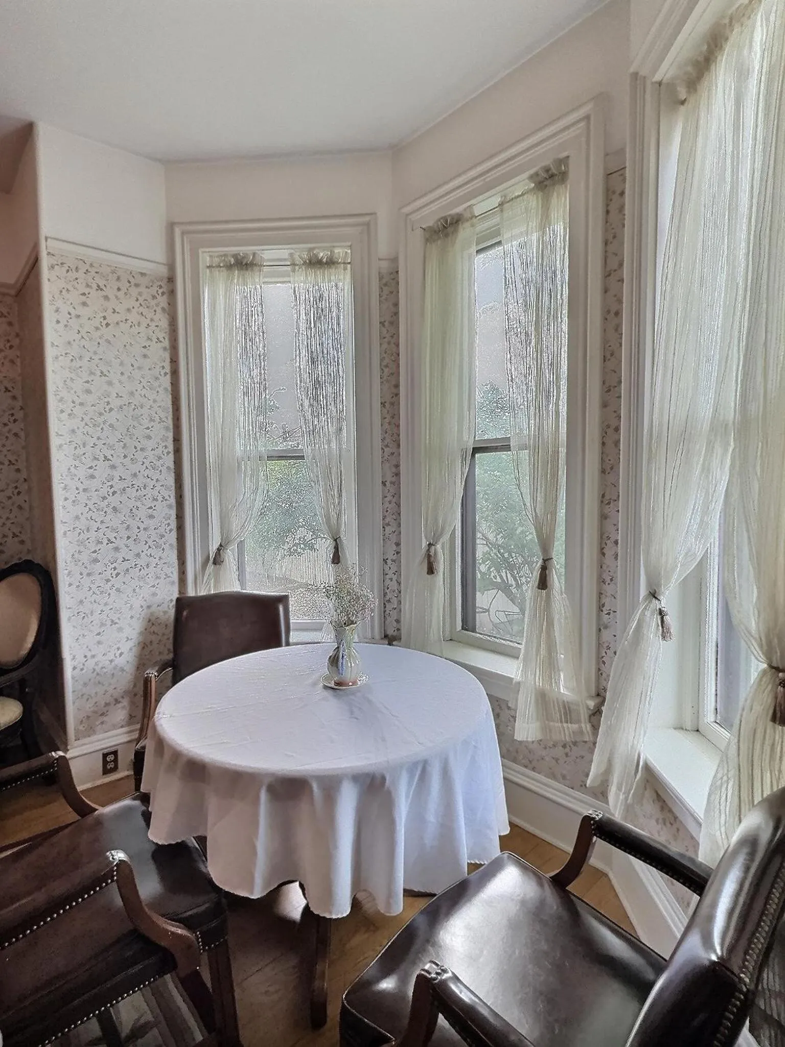 Historic Sion Bass Guest House