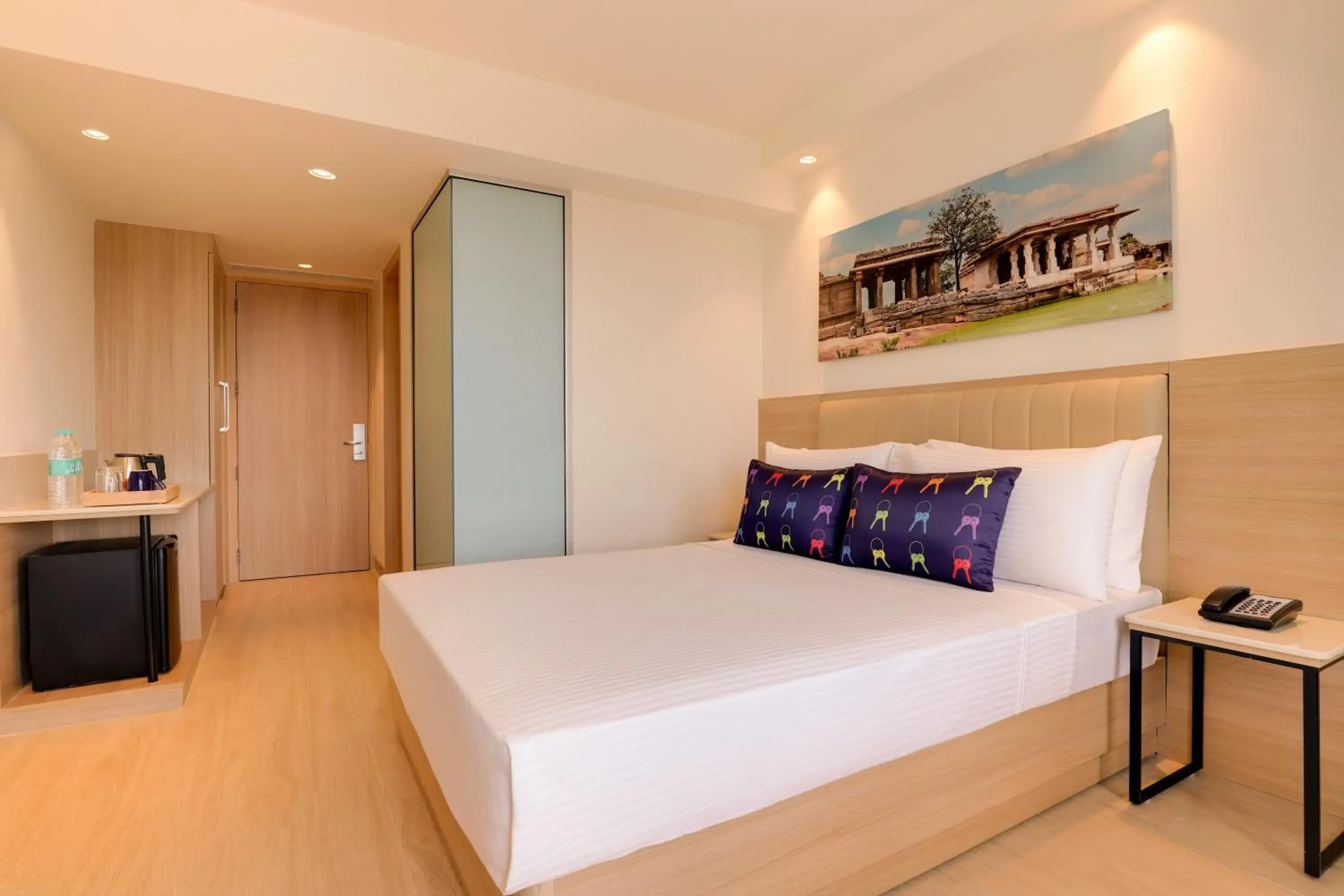Bed in Keys Select by Lemon Tree Hotels, Hosur Road, Bengaluru Bed in Keys Select by Lemon Tree Hotels, Hosur Road, Bengaluru