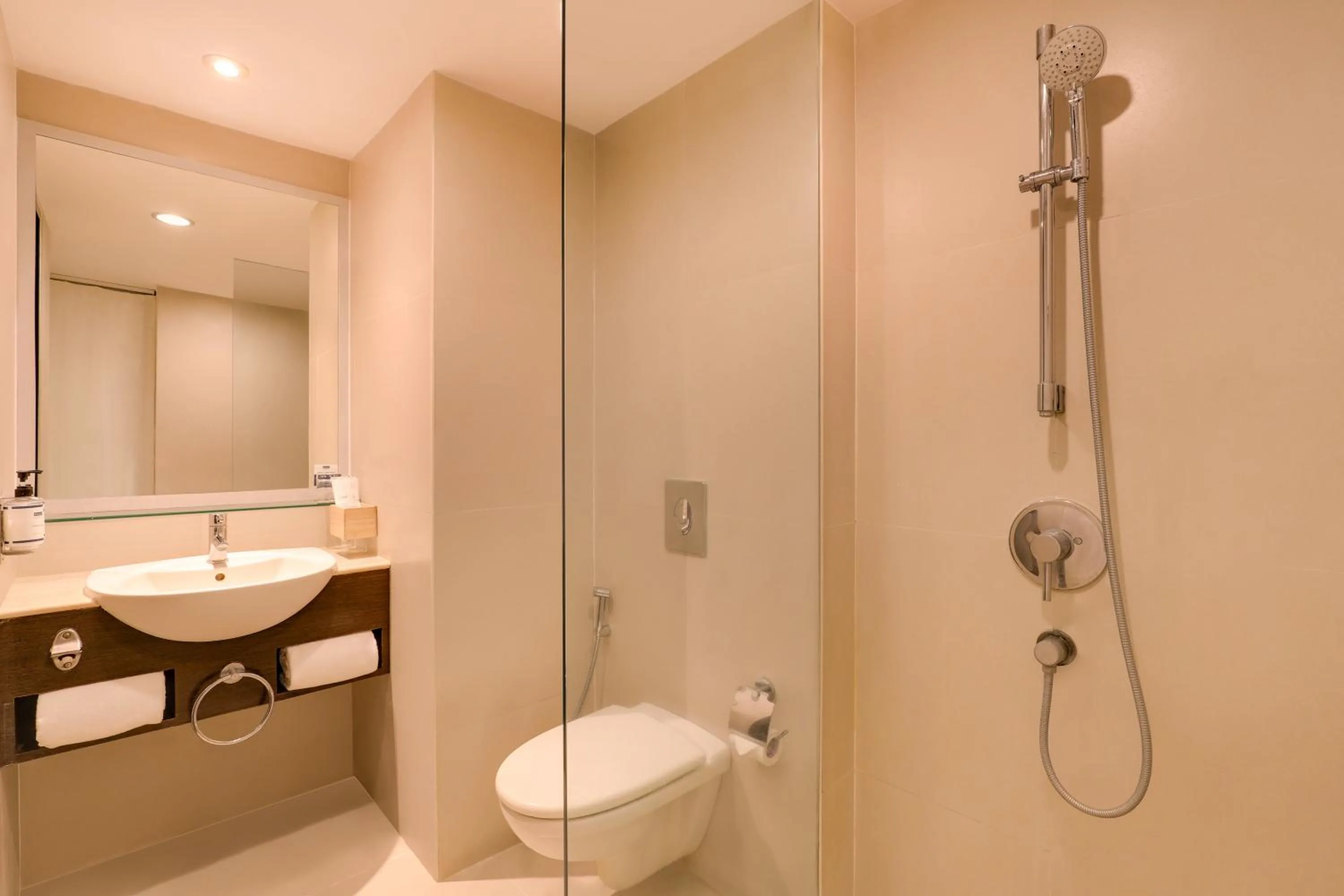 Keys Select by Lemon Tree Hotels, Hosur Road, Bengaluru