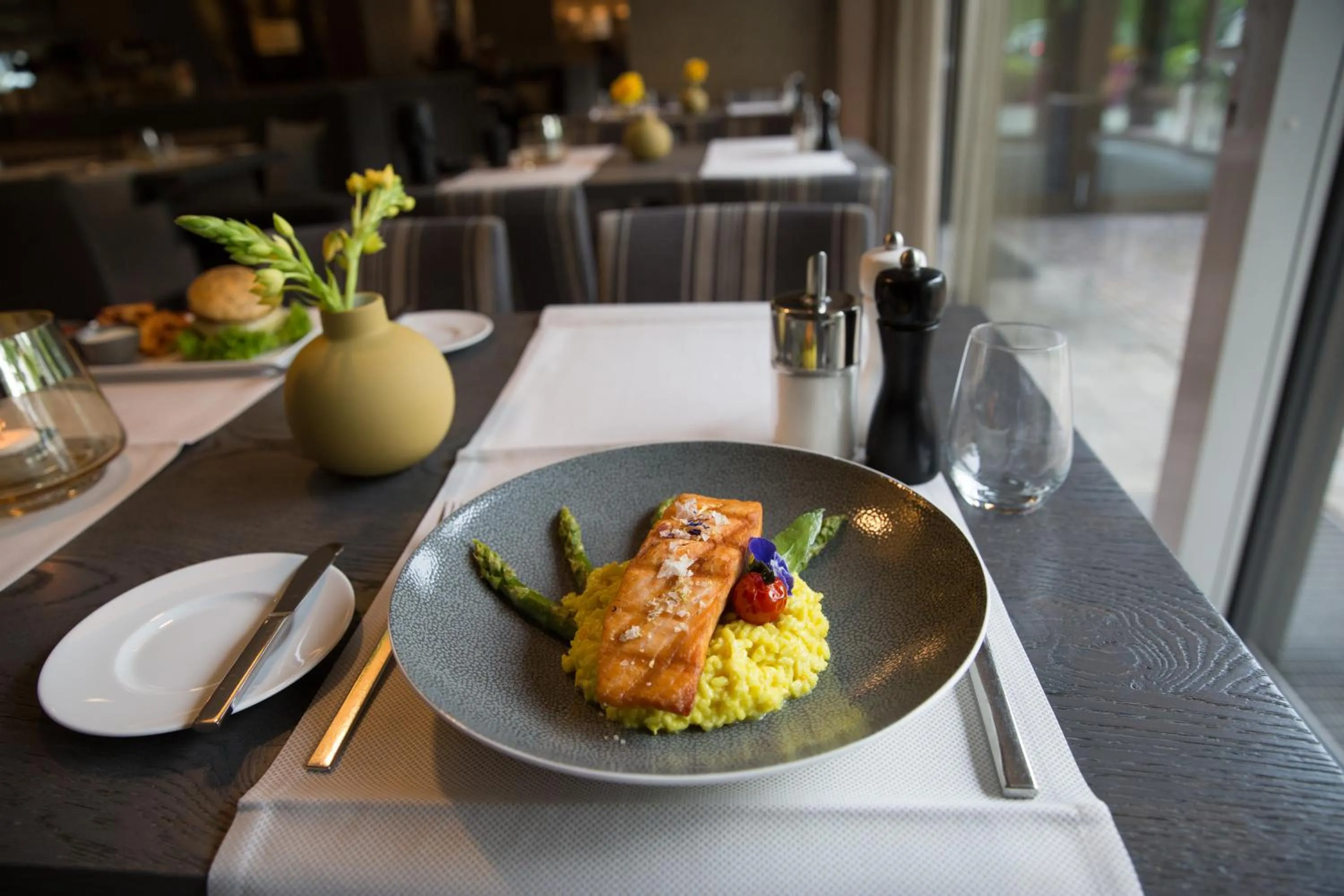 Restaurant/places to eat in FischerS