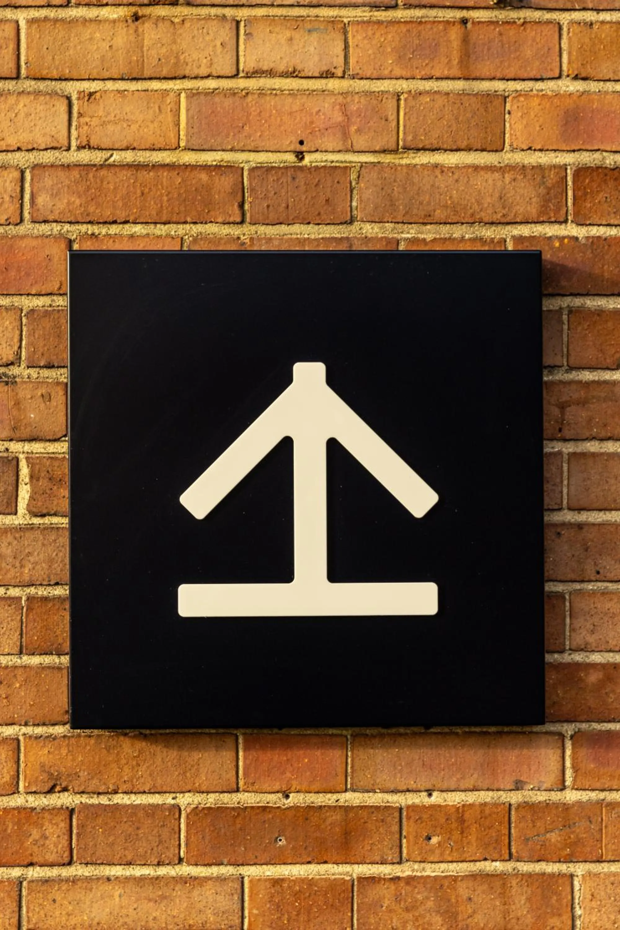 Logo/Certificate/Sign in Kabannas Newcastle