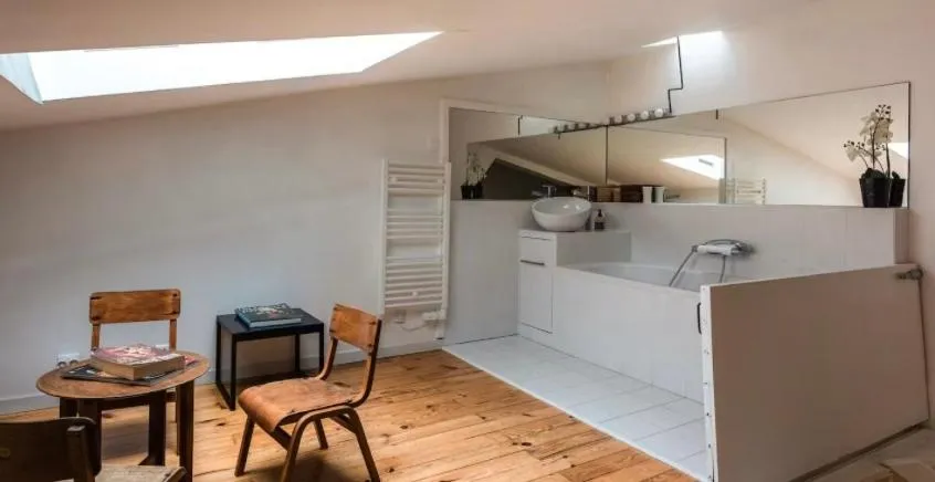 Bathroom in Maison Nomade Paris - MaisonNomadeChic