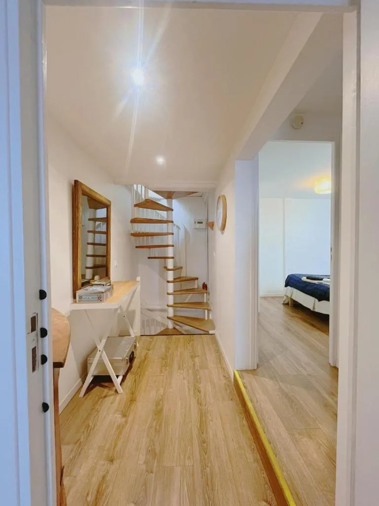 Photo of the whole room, Bed in Maison Nomade Paris - MaisonNomadeChic