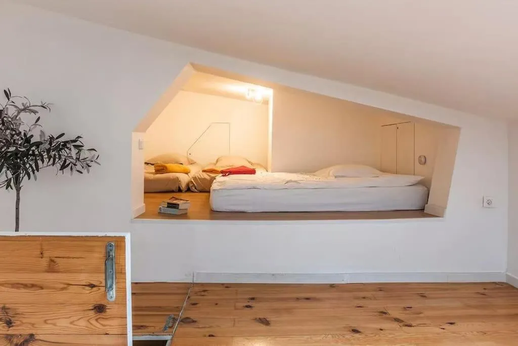 Bed in Maison Nomade Paris - MaisonNomadeChic