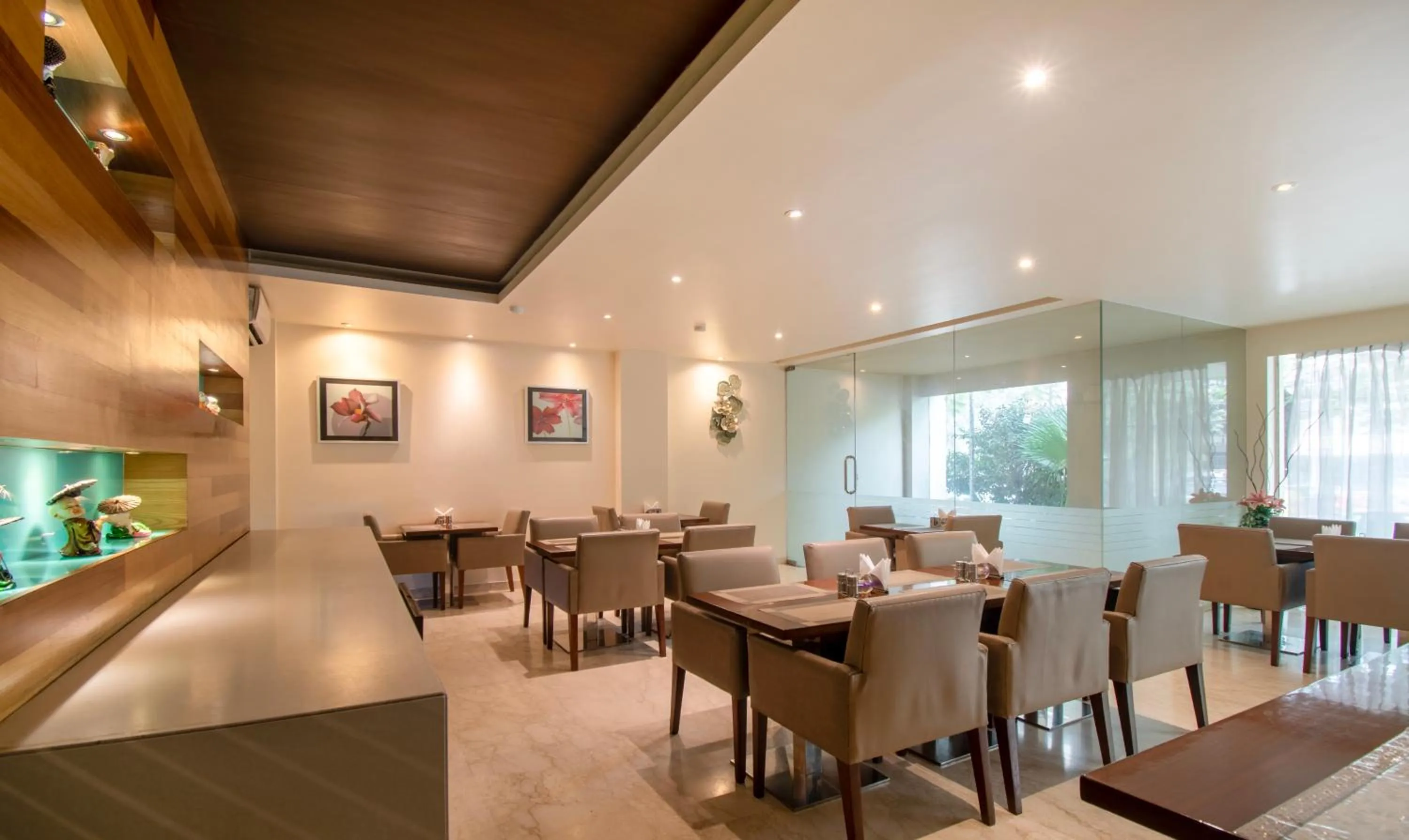 Restaurant/places to eat in Treebo Cabana