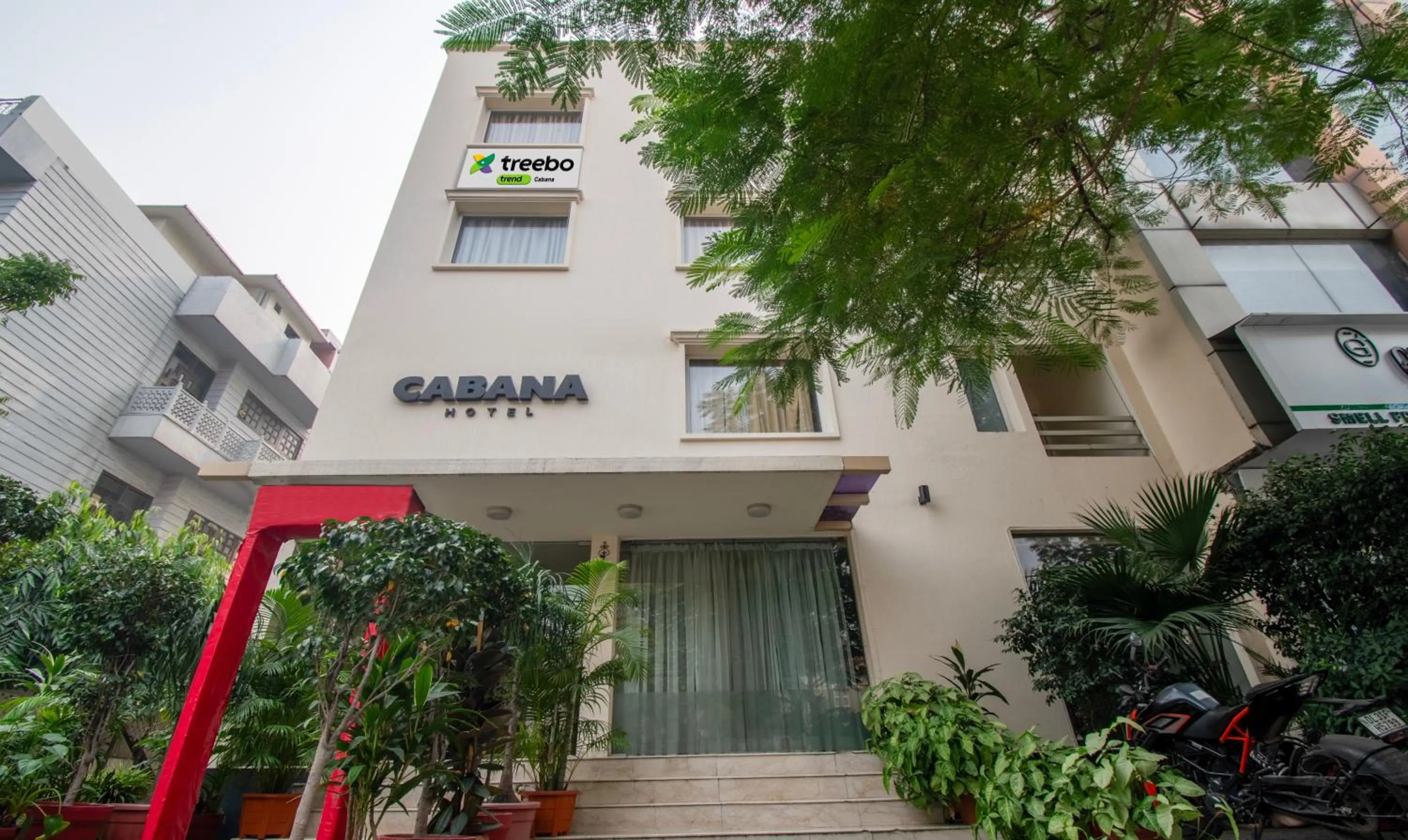 Facade/entrance in Treebo Cabana