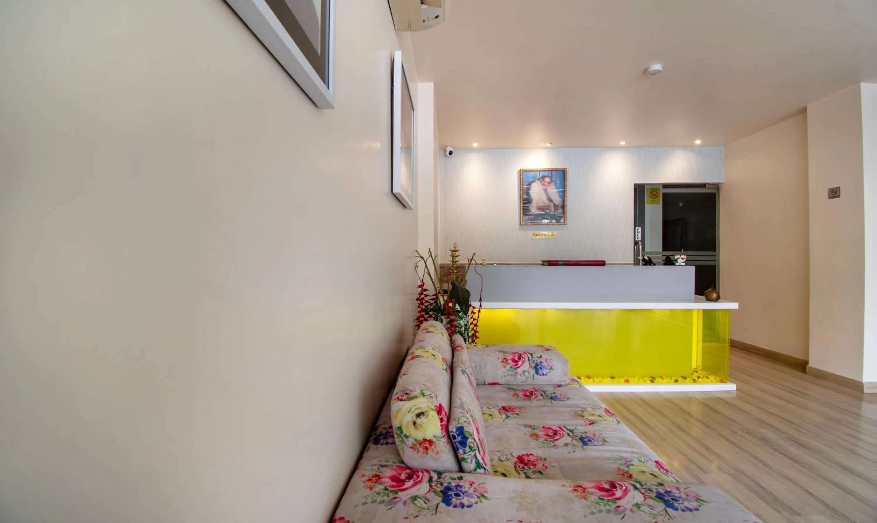 Lobby or reception in Treebo Cabana