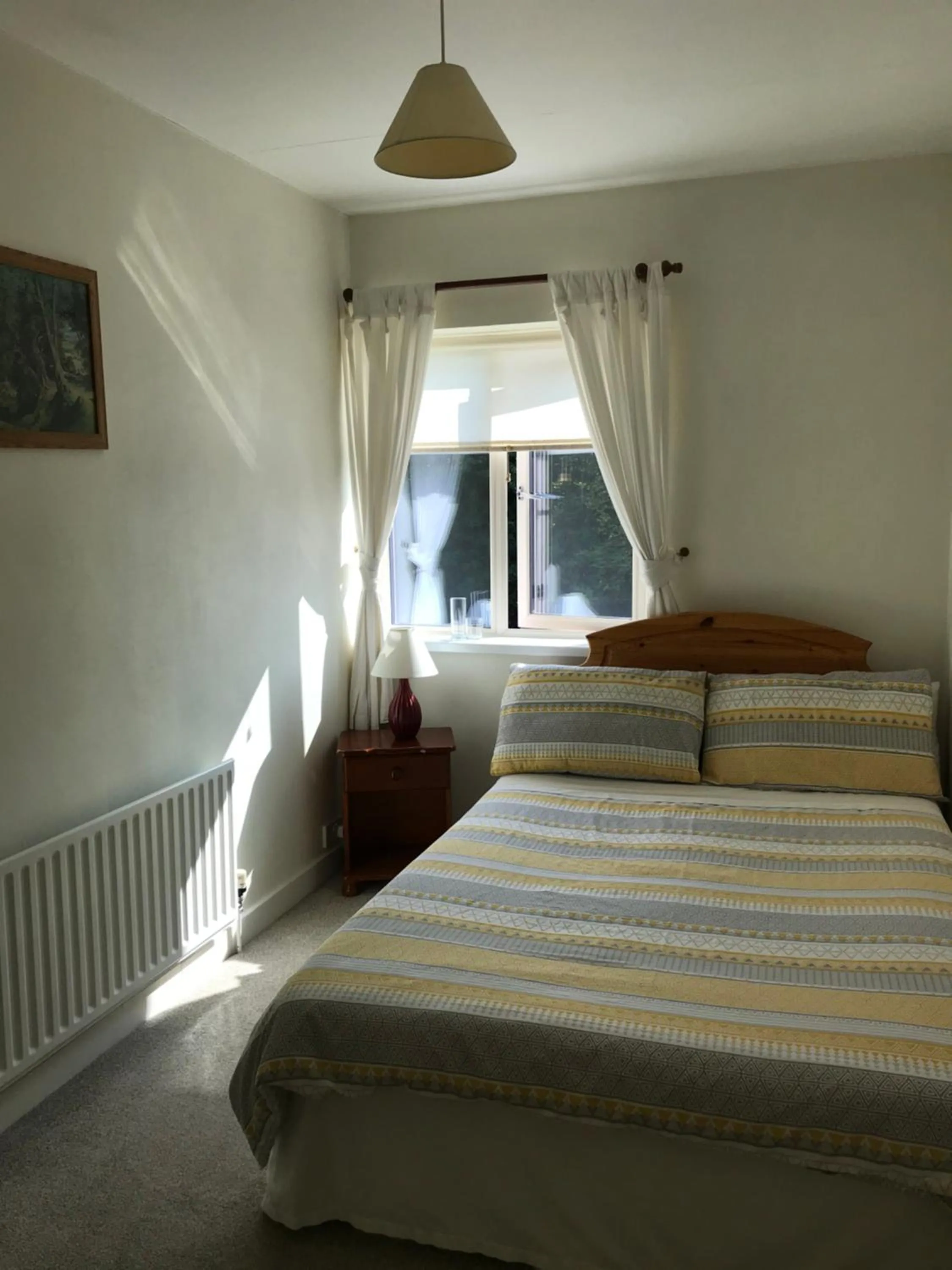 Bed in The Bridges Bed and Breakfast