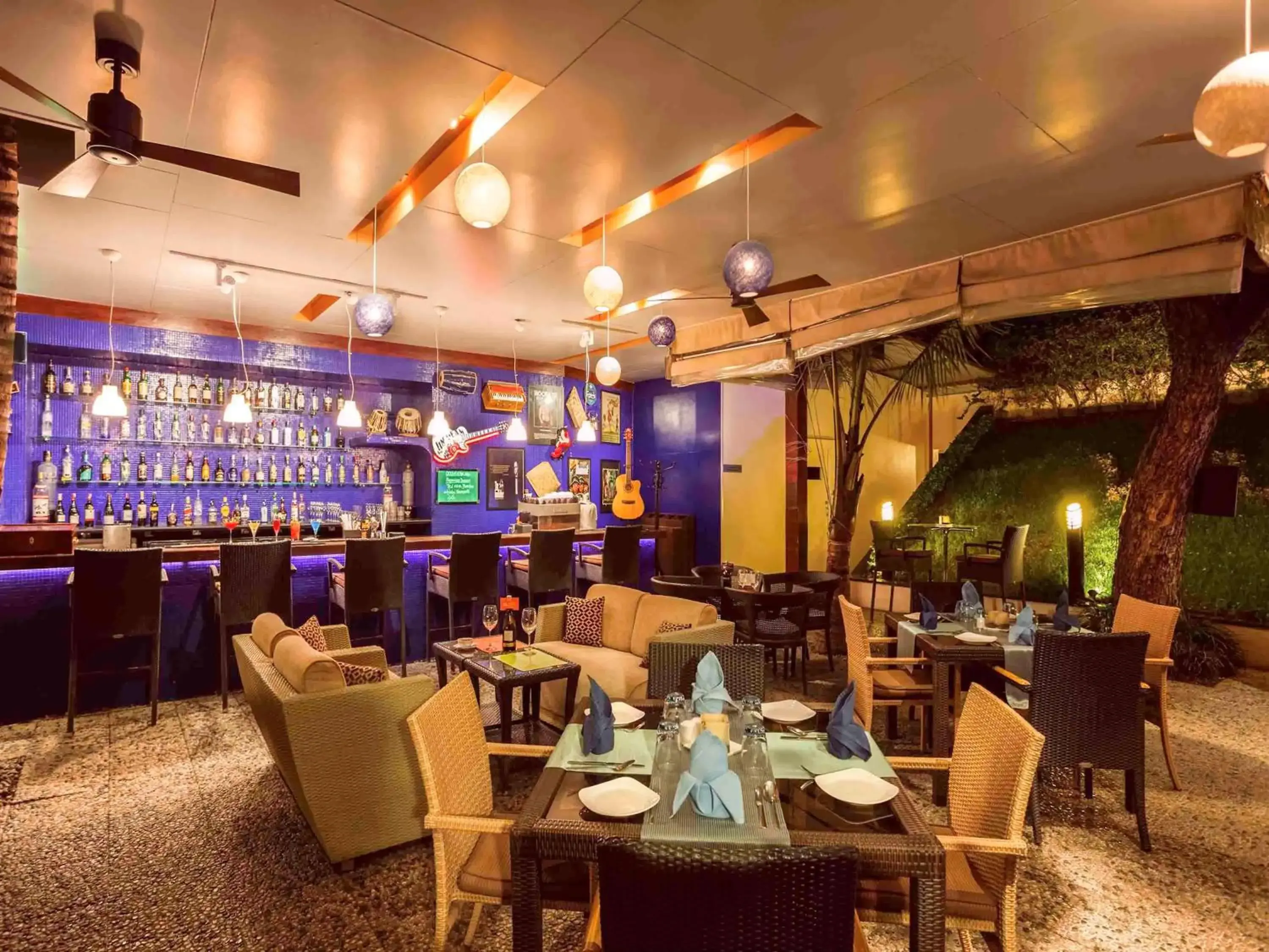 Restaurant/places to eat in Grand Mercure Vadodara Surya Palace Restaurant/places to eat in Grand Mercure Vadodara Surya Palace