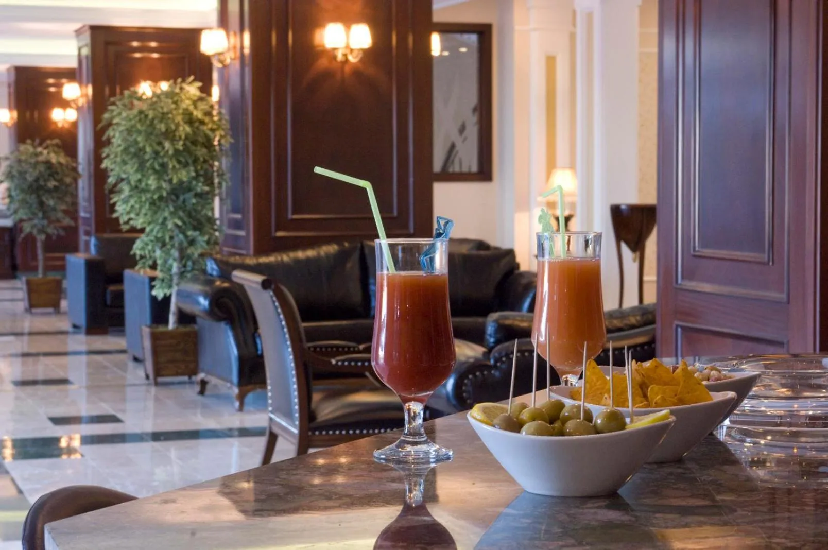 Drinks in Hotel Monec