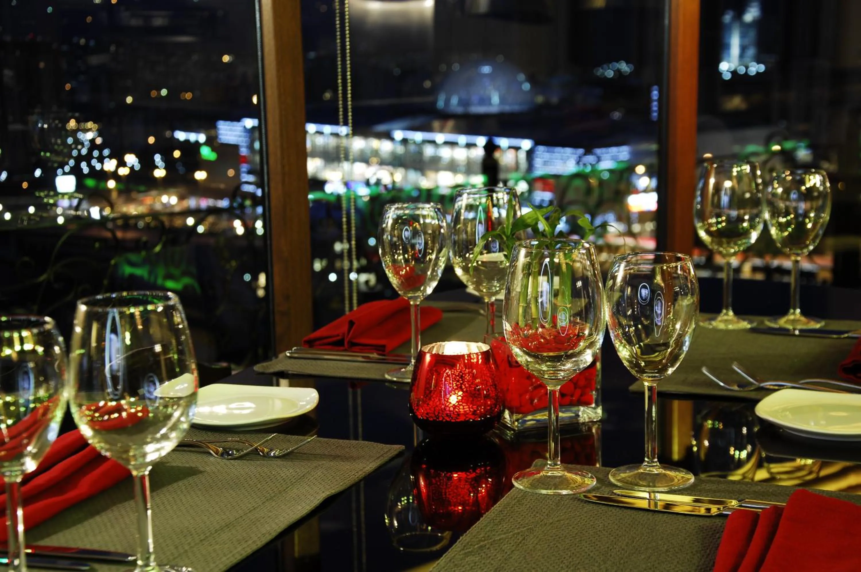 Restaurant/places to eat in Hotel Monec