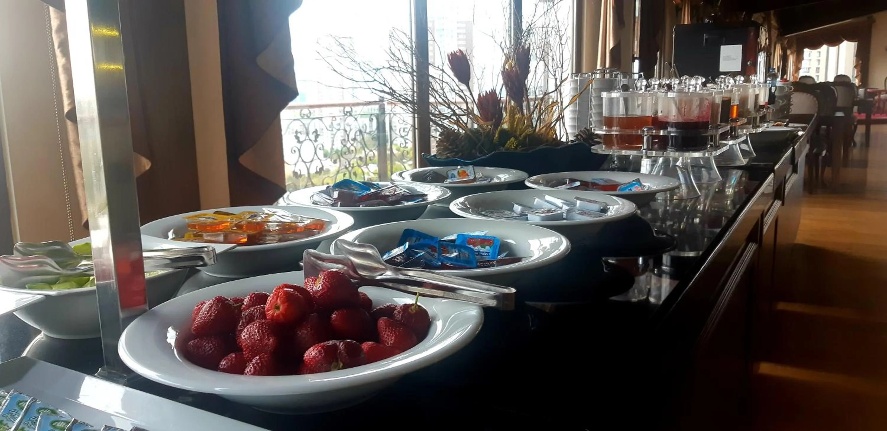 Breakfast in Hotel Monec