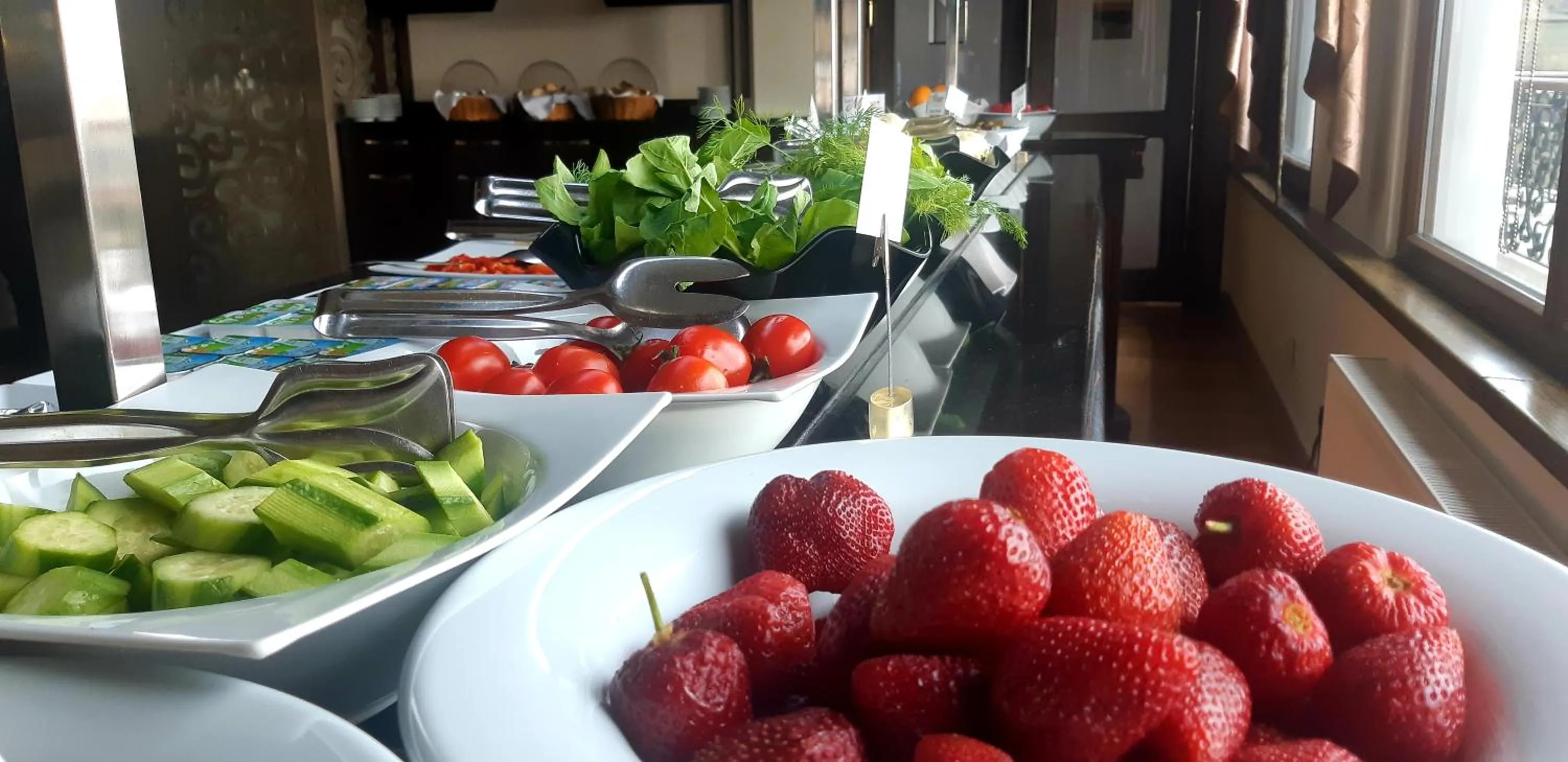 Breakfast in Hotel Monec