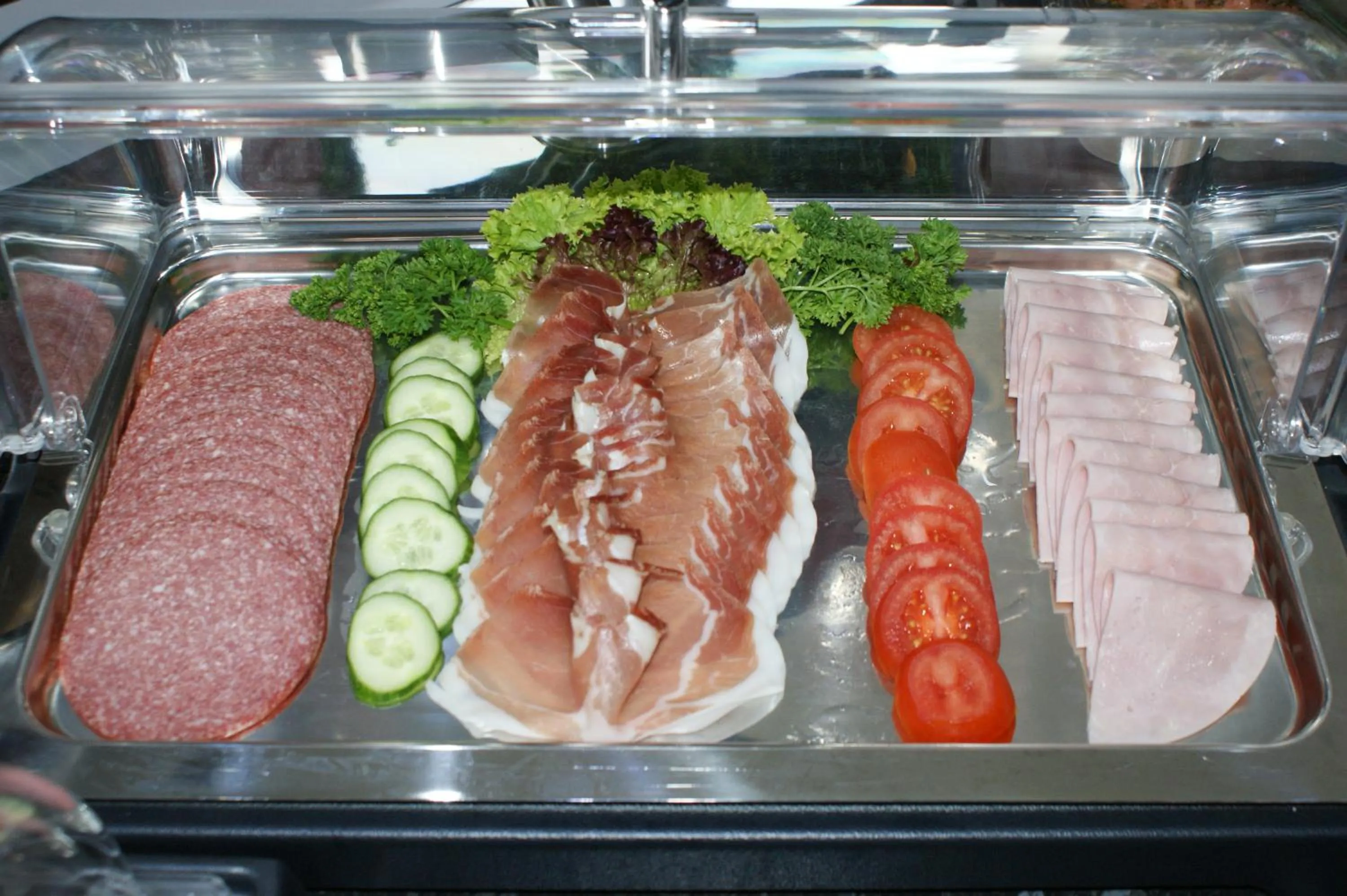 Food in Hotel am Rosenplatz,24 Stunden Check in, Küche, kostenfreie Parkplätze