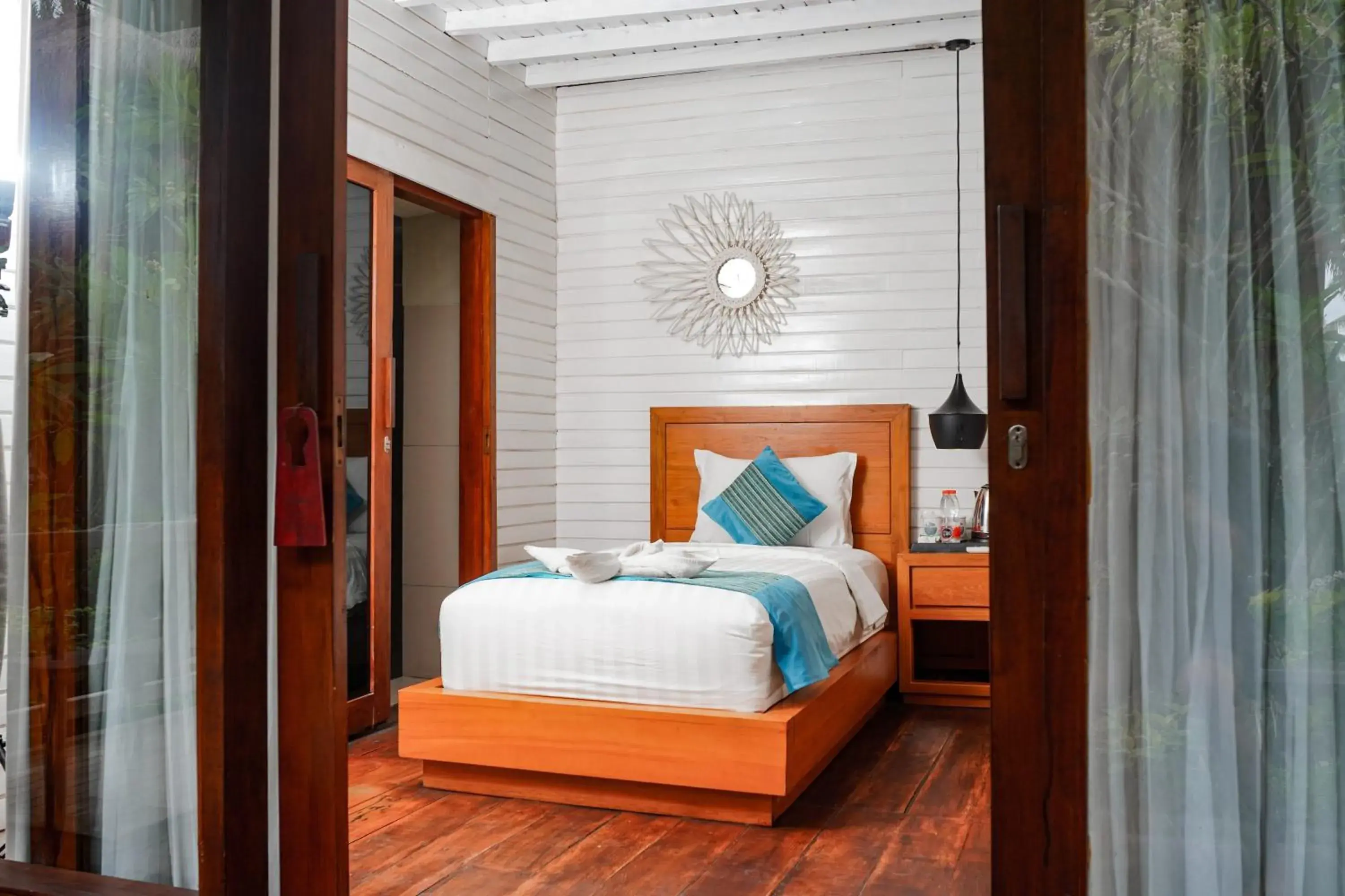 Deluxe Wooden Twin Room in Sadev Resort Deluxe Wooden Twin Room in Sadev Resort