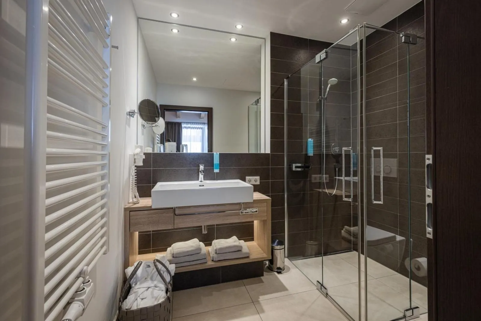 Shower in Hotel Sonnegg