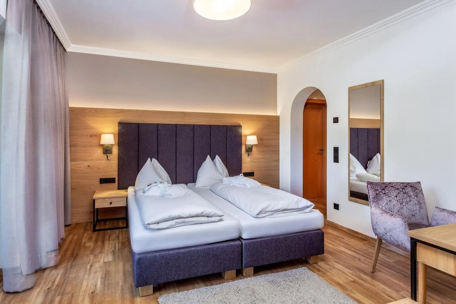 Bedroom, Bed in Hotel Sonnegg