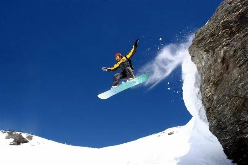 Skiing in Hotel Cornelia