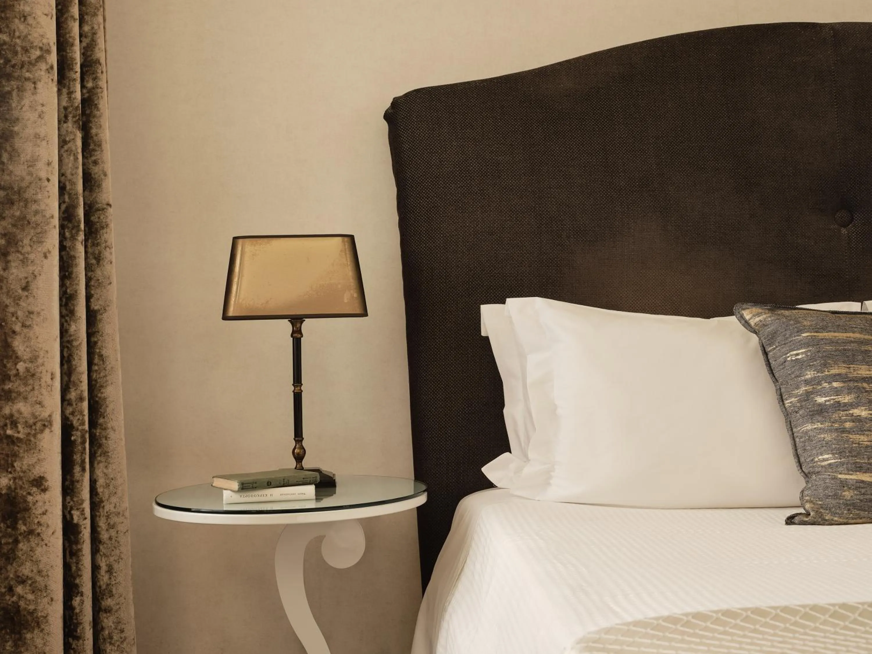 Bed in Casa Delfino Hotel & Spa