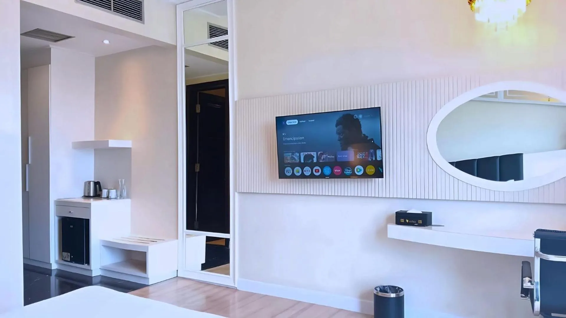 Bed in The Grantage Hotel & Sky Lounge