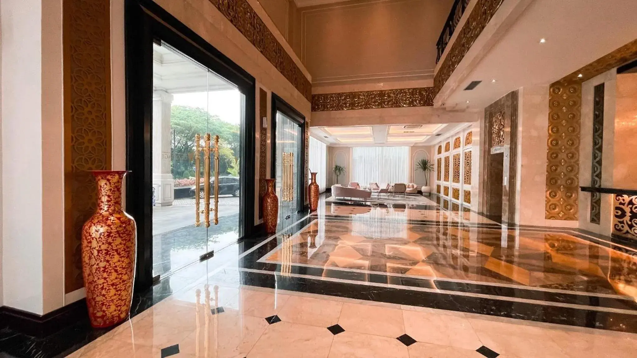 Lobby or reception in The Grantage Hotel & Sky Lounge Lobby or reception in The Grantage Hotel & Sky Lounge