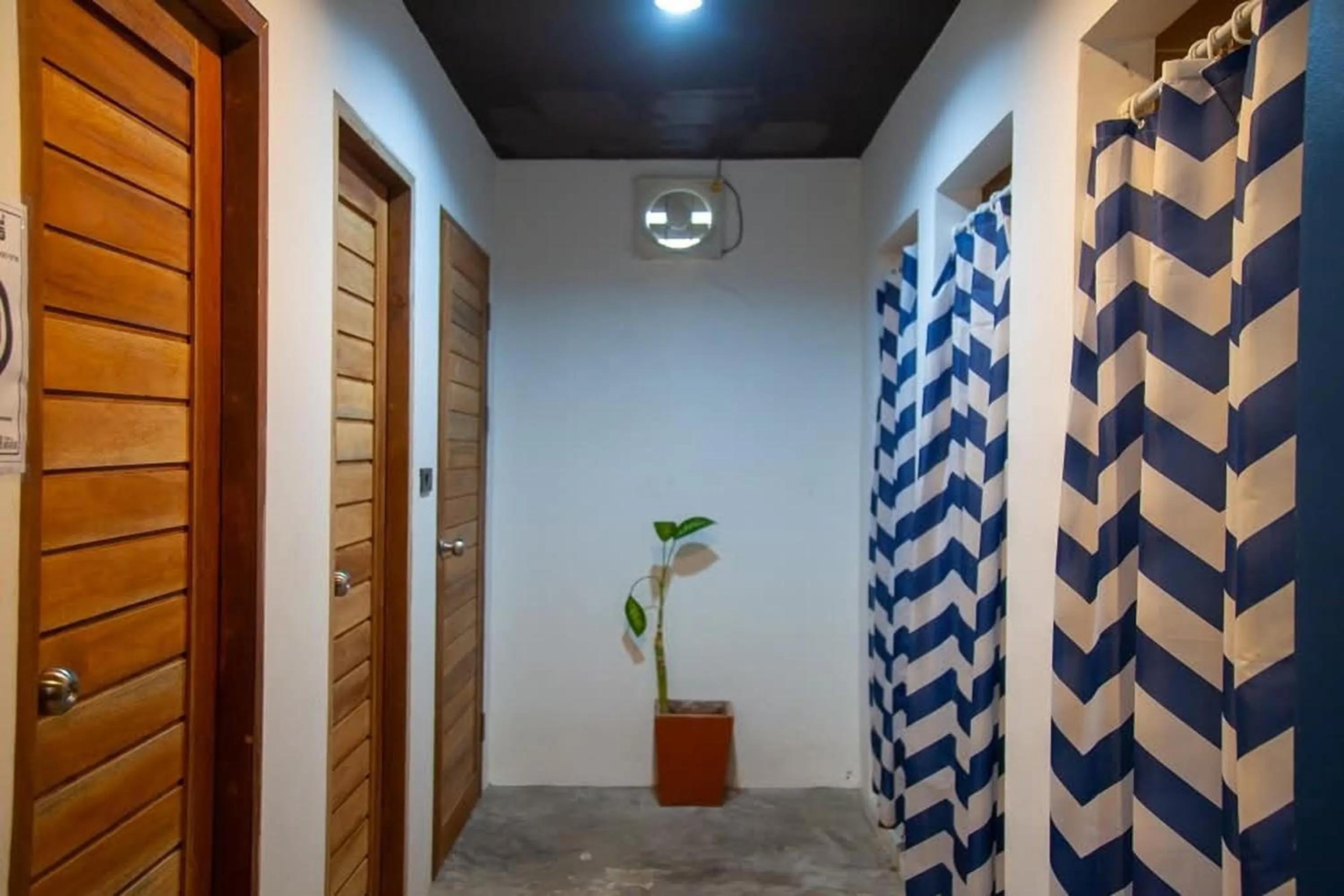 Bathroom in Borbaboom Phuket Poshtel & Hostel