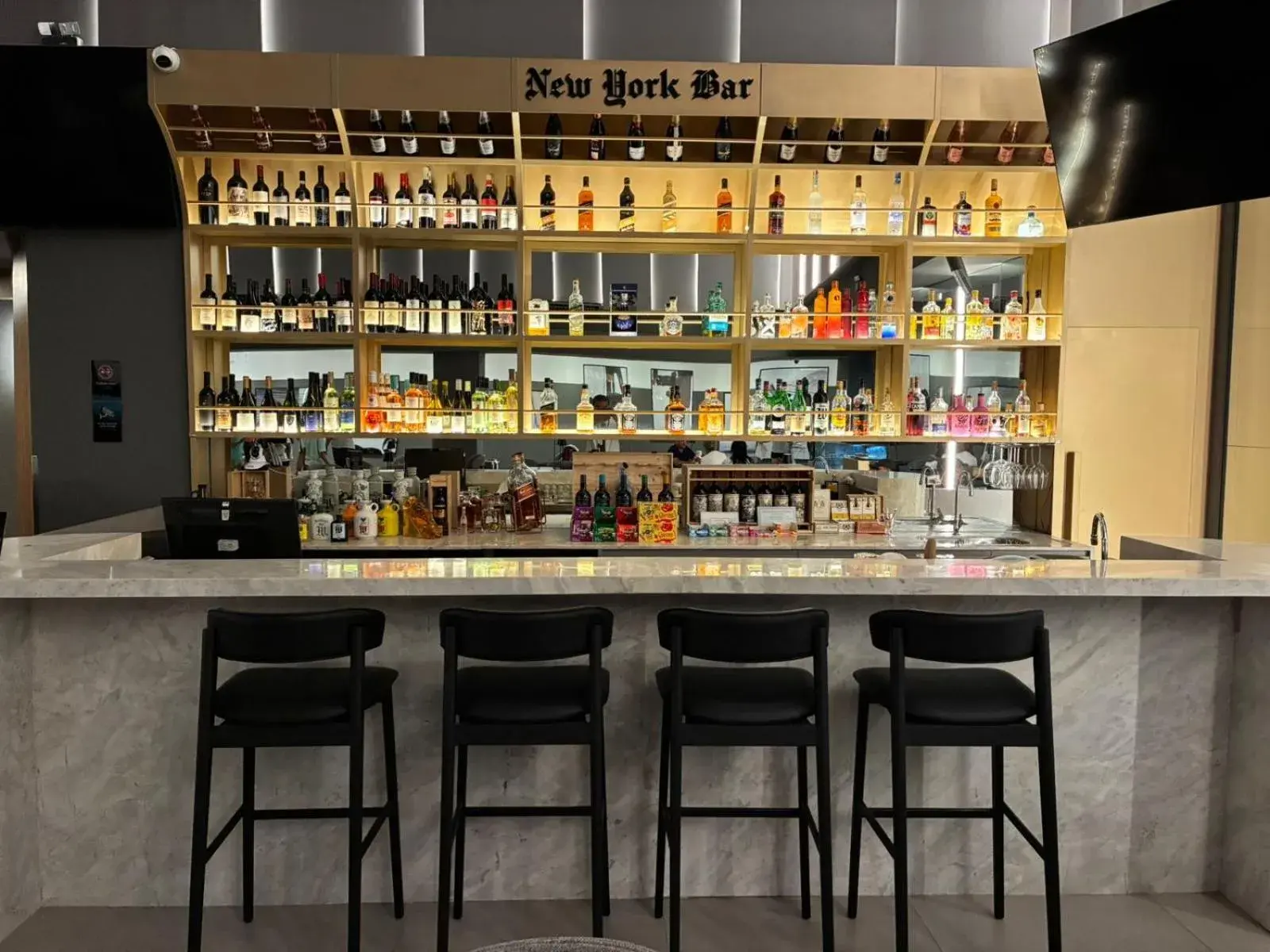 Lounge or bar in Hotel Sibara SPA & Convenções Lounge or bar in Hotel Sibara SPA & Convenções