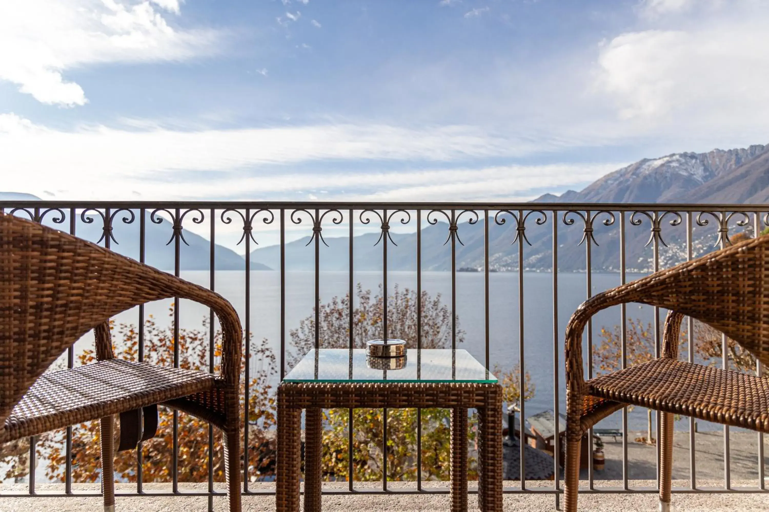 Twin Room with Terrace and Lake View in Albergo Carcani by Ketty & Tommy Twin Room with Terrace and Lake View in Albergo Carcani by Ketty & Tommy