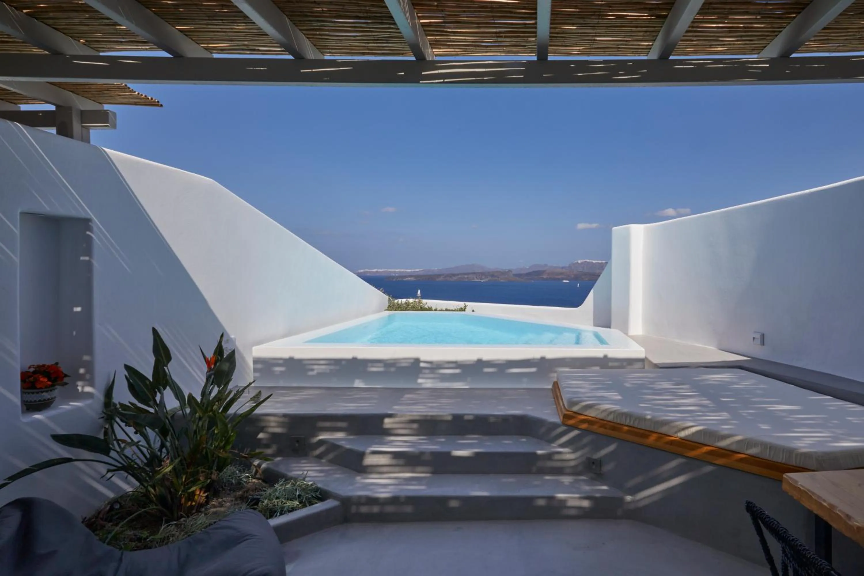 Day in Phos The Boutique