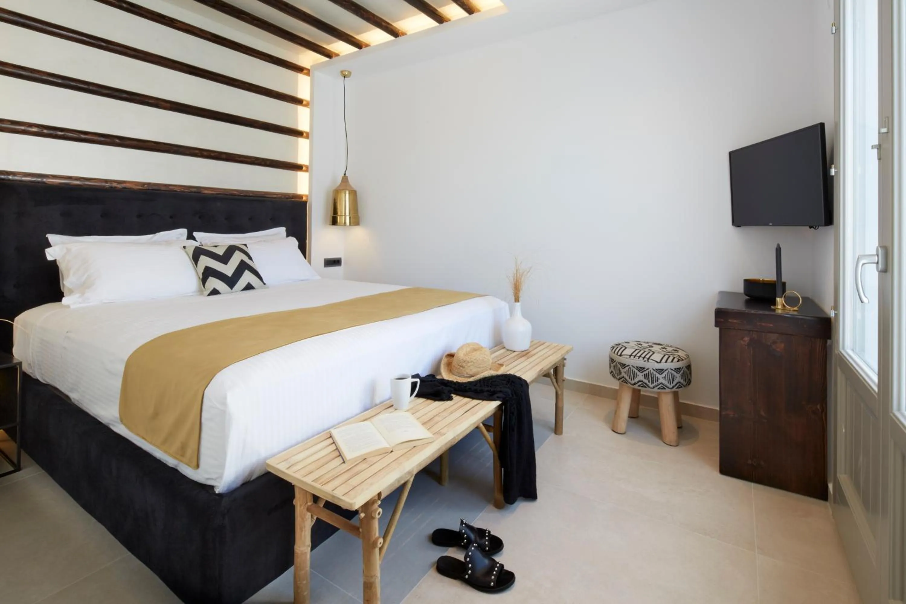 Bed in Phos The Boutique